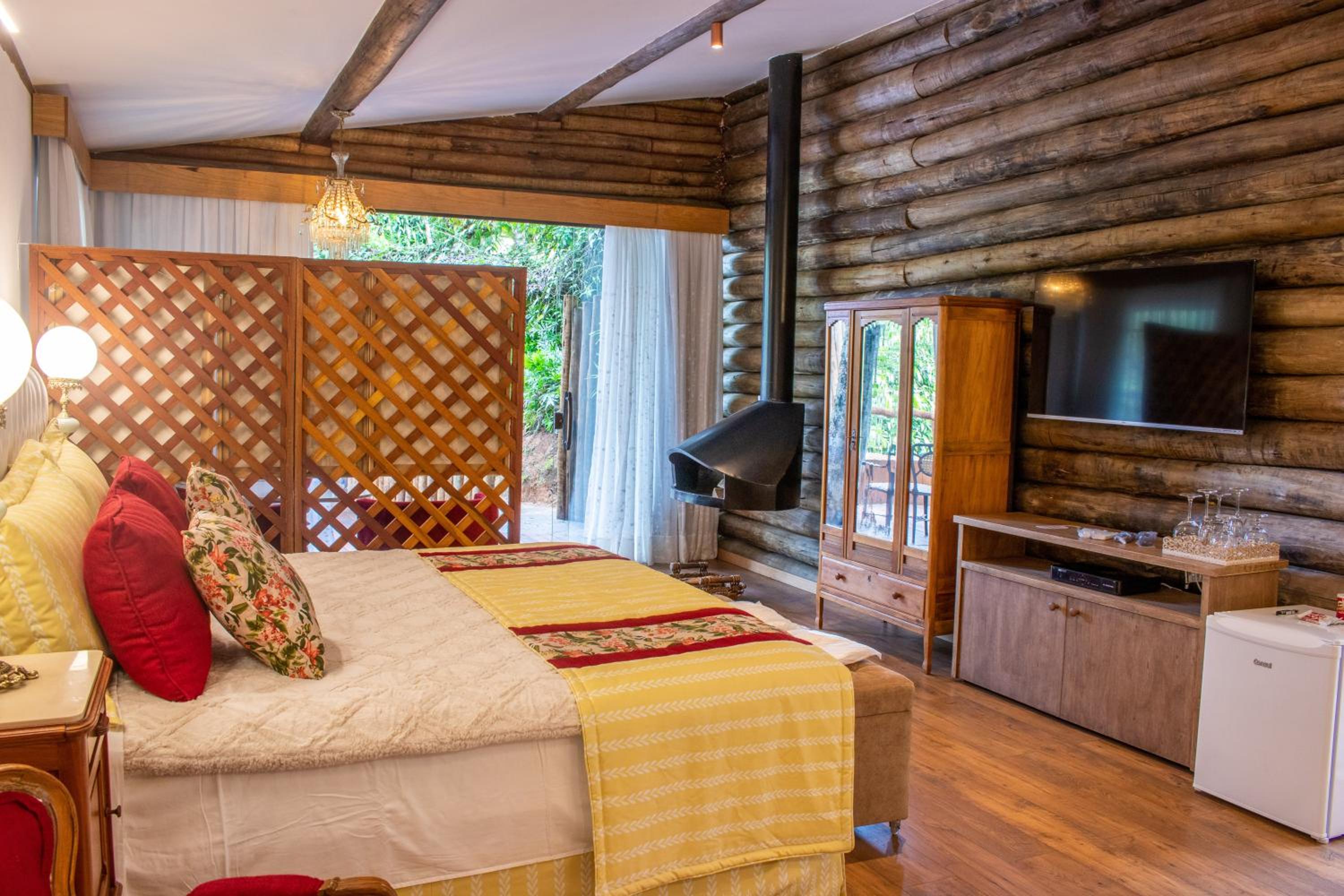 King Suite with Spa Bath photo 1