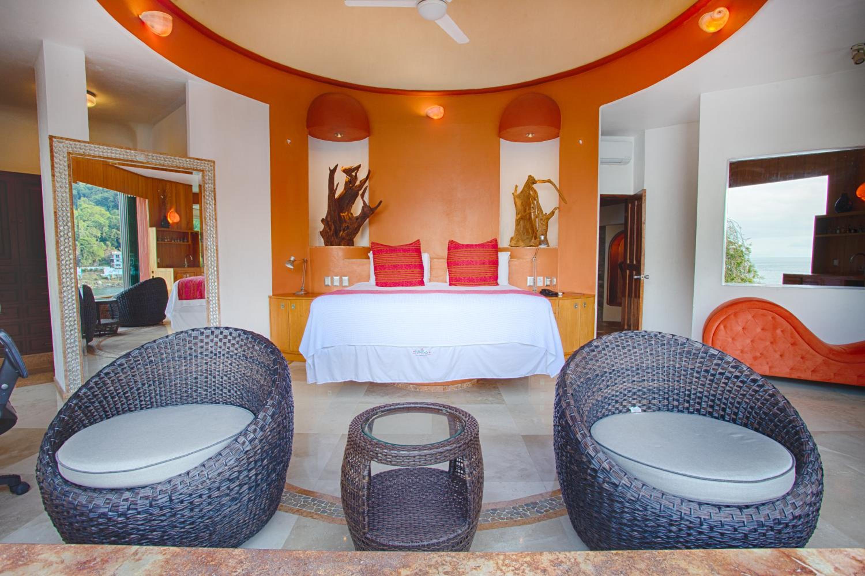 Master Suite Plus - Photo 11