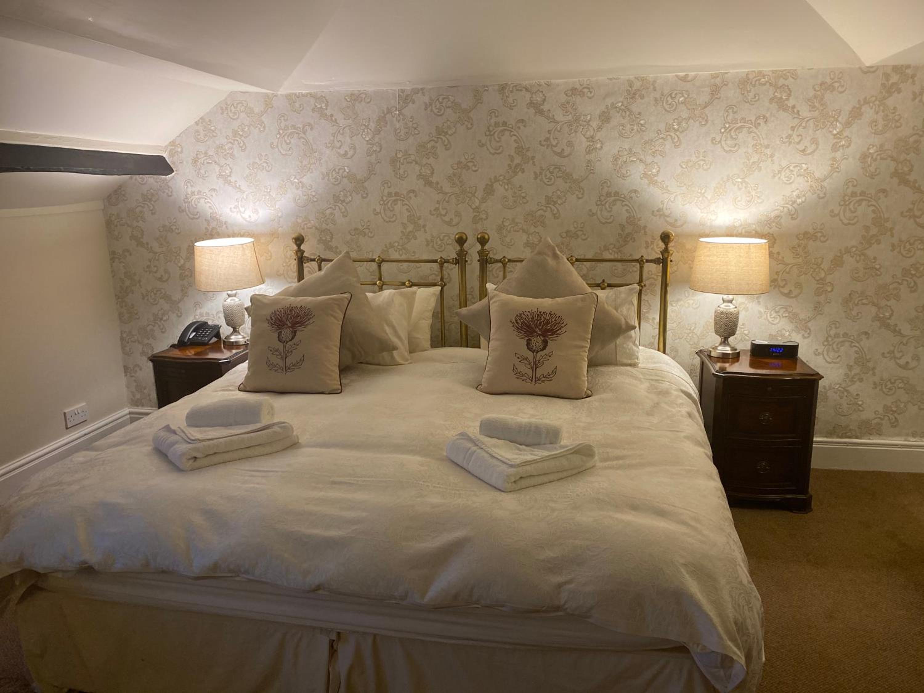 Double or Twin Room - Photo 1