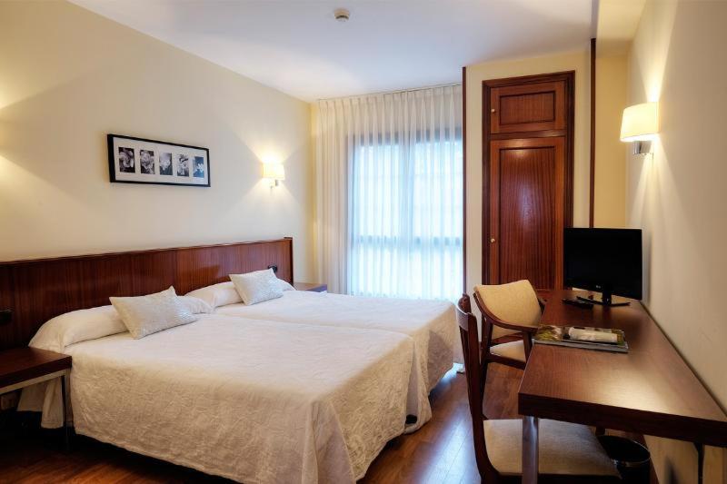Double or Twin Room photo 2