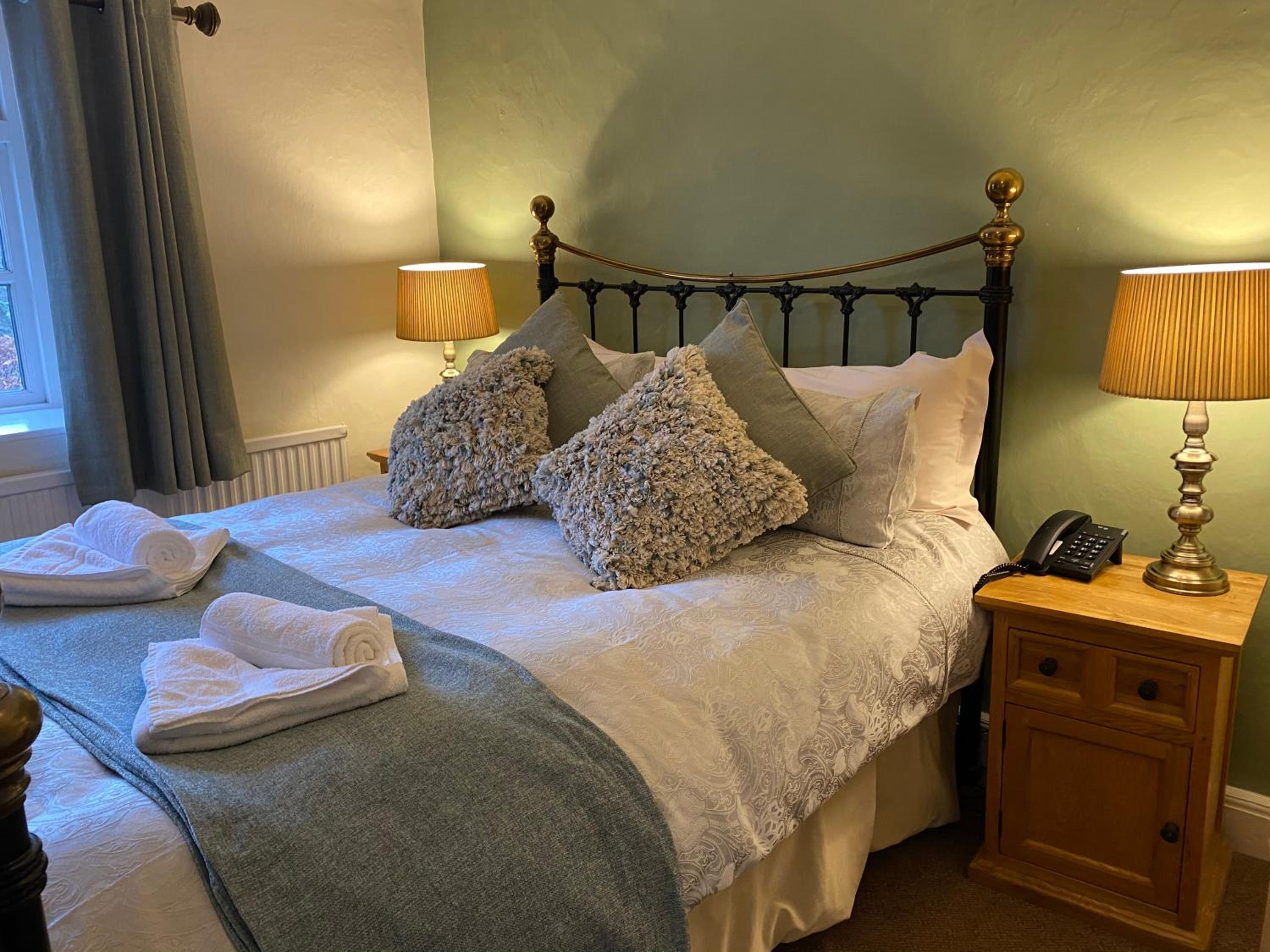 Deluxe Double Room - Photo 8