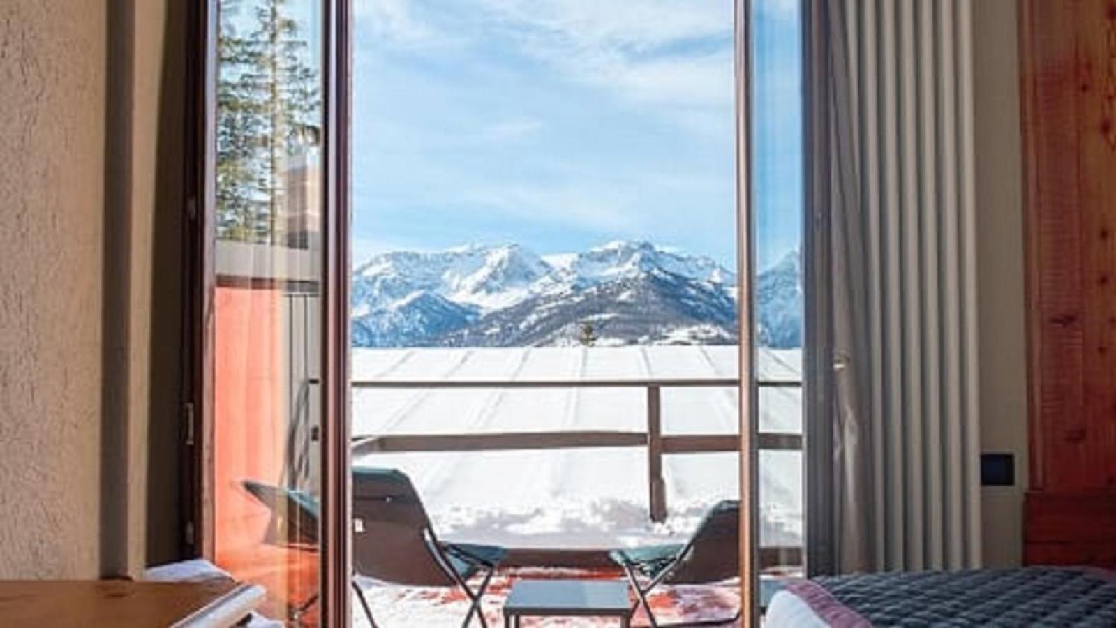 Comfort Double or Twin Room with Terrace and Mountain View photo 3