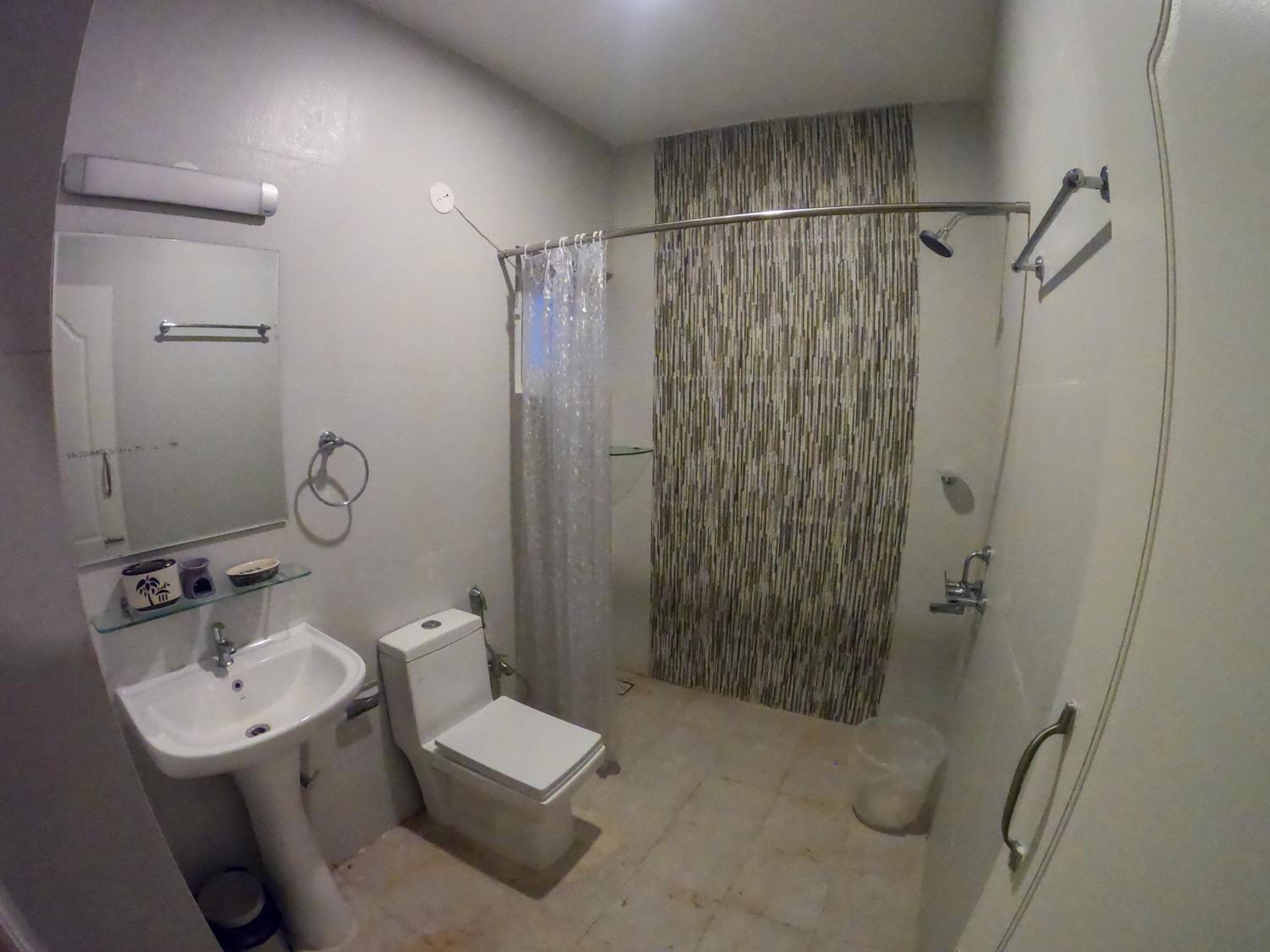 Deluxe Double Room with Balcony photo 2