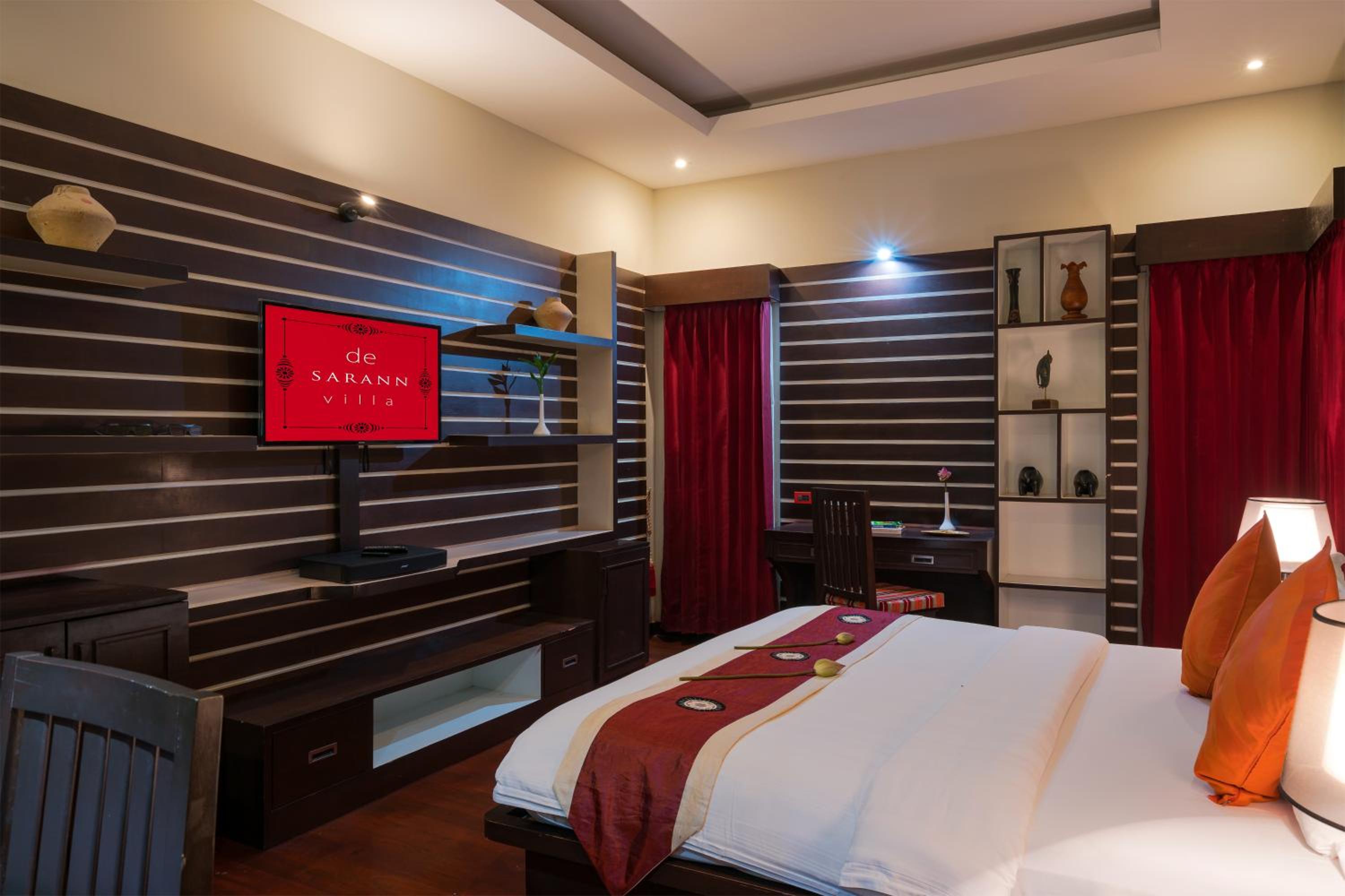 Royal Private Pool Villa 2Bedroom - Free Mini Bar + Laundry - Photo 11