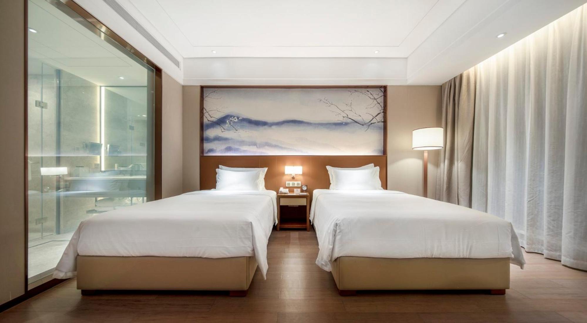Standard Twin Room photo 2