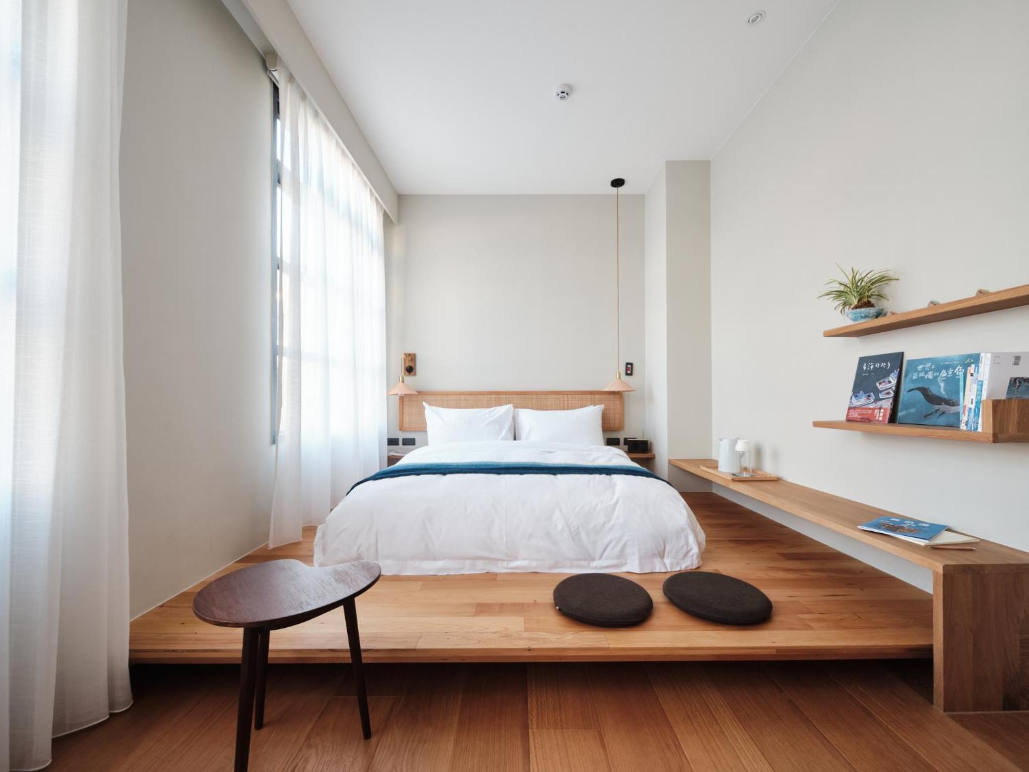 Deluxe Double Room with Bath photo 1