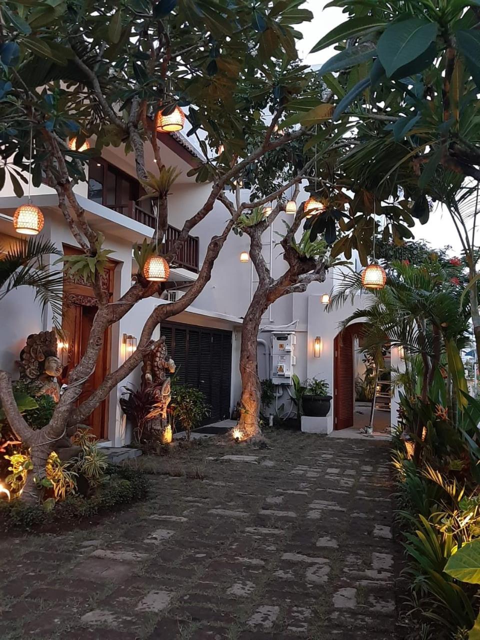 Three-Bedroom Villa with Private Pool - Villa Aku - Photo 24