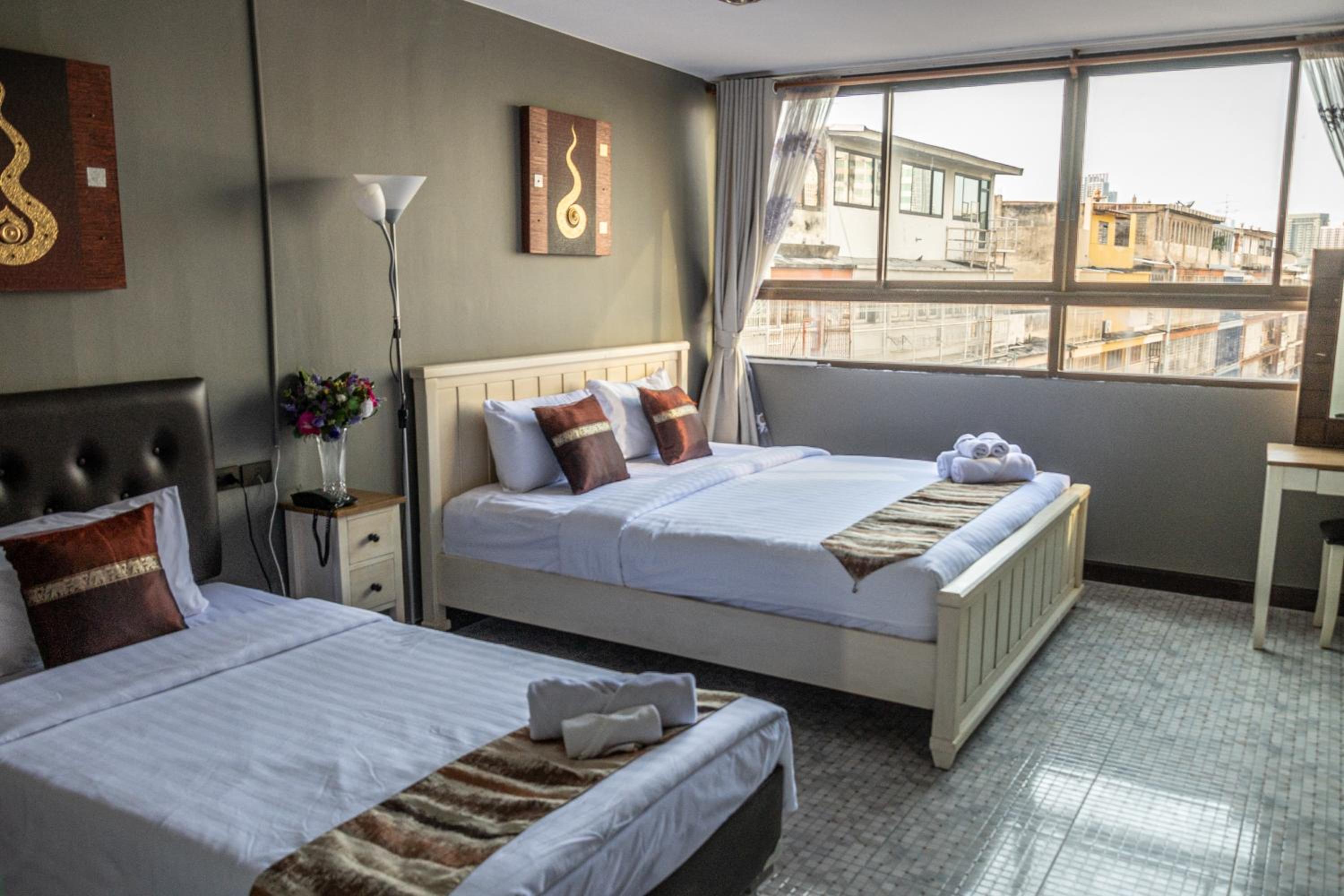 Superior Triple Room (City View) photo 2