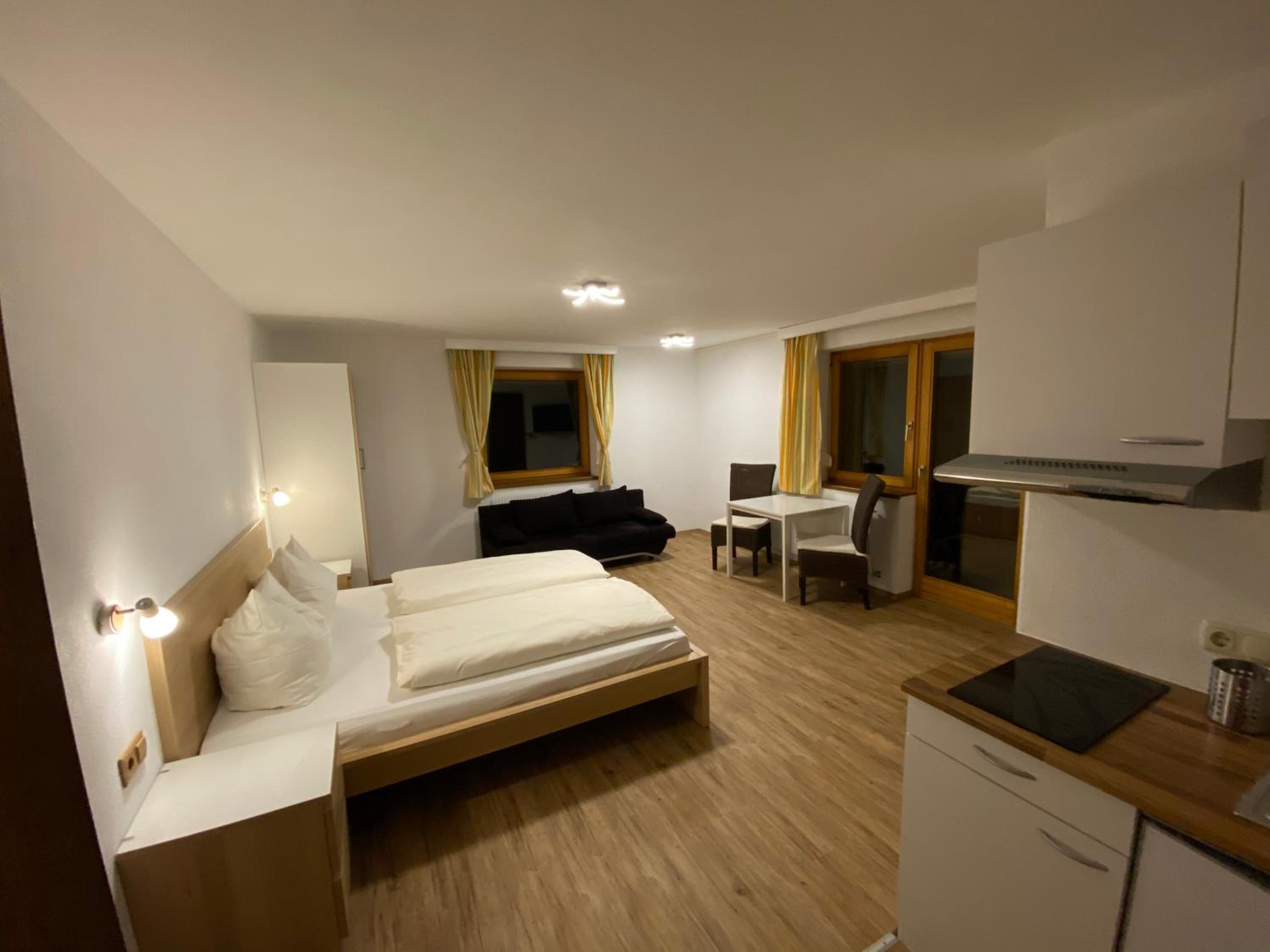 Standard Studio Apartment photo 2