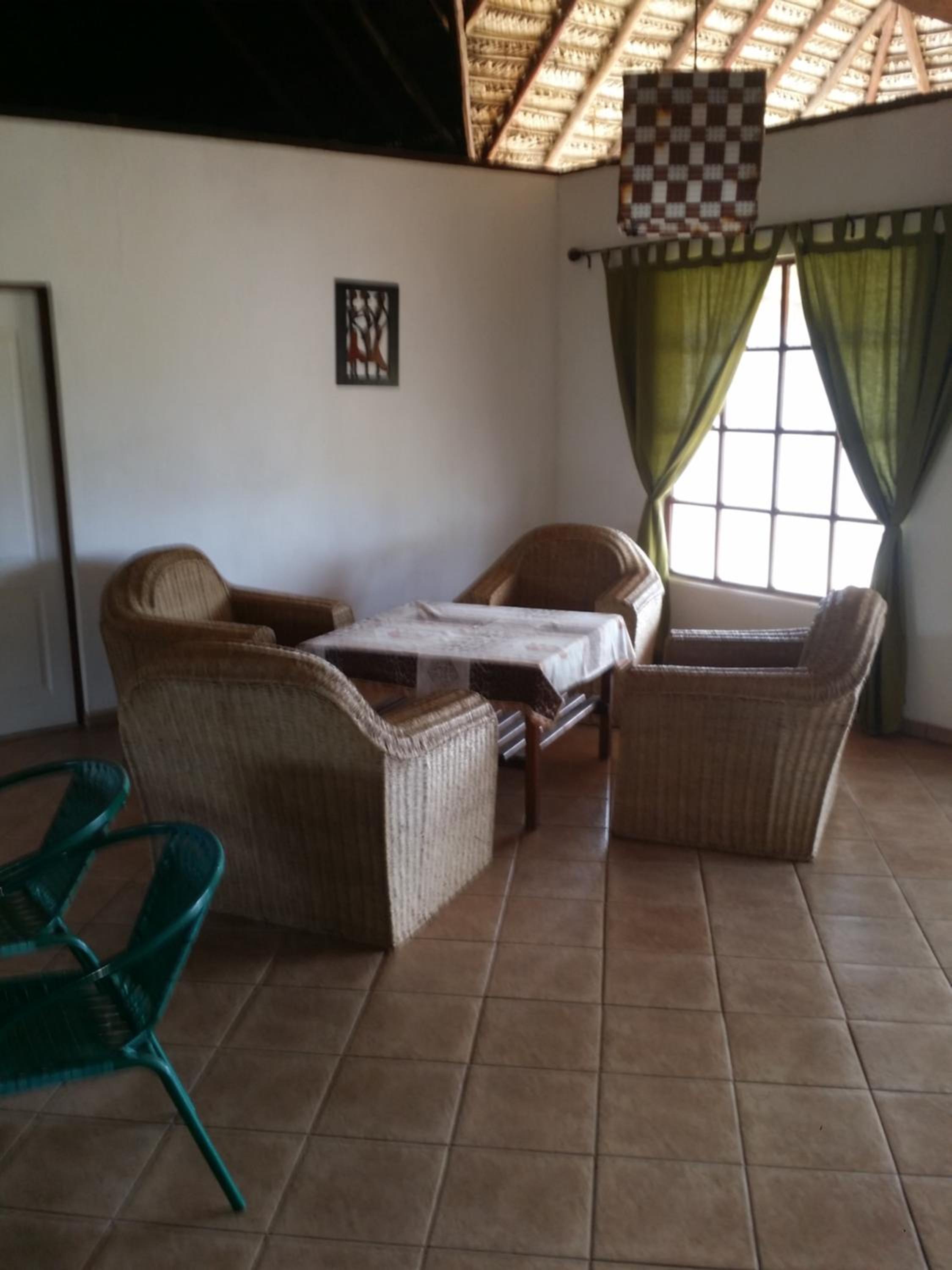 Four-Bedroom House photo 1
