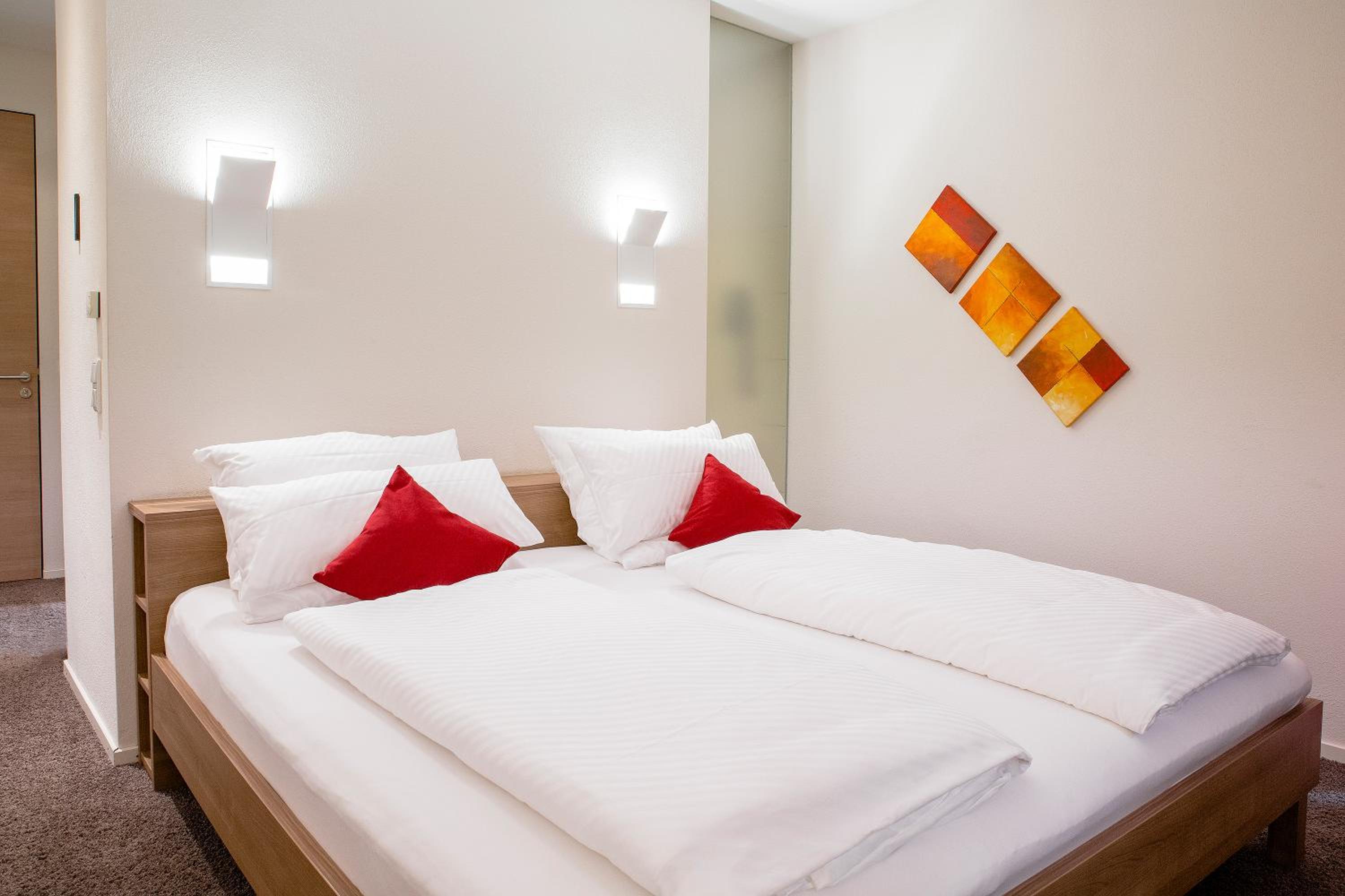Double Room with Private Bathroom - Photo 1