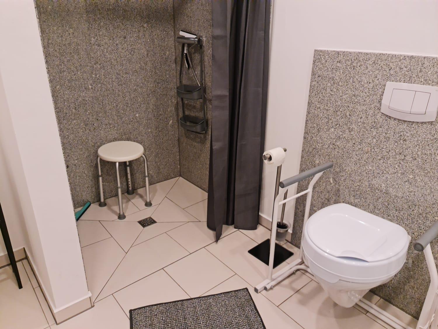 Three-Bedroom Villa photo 2