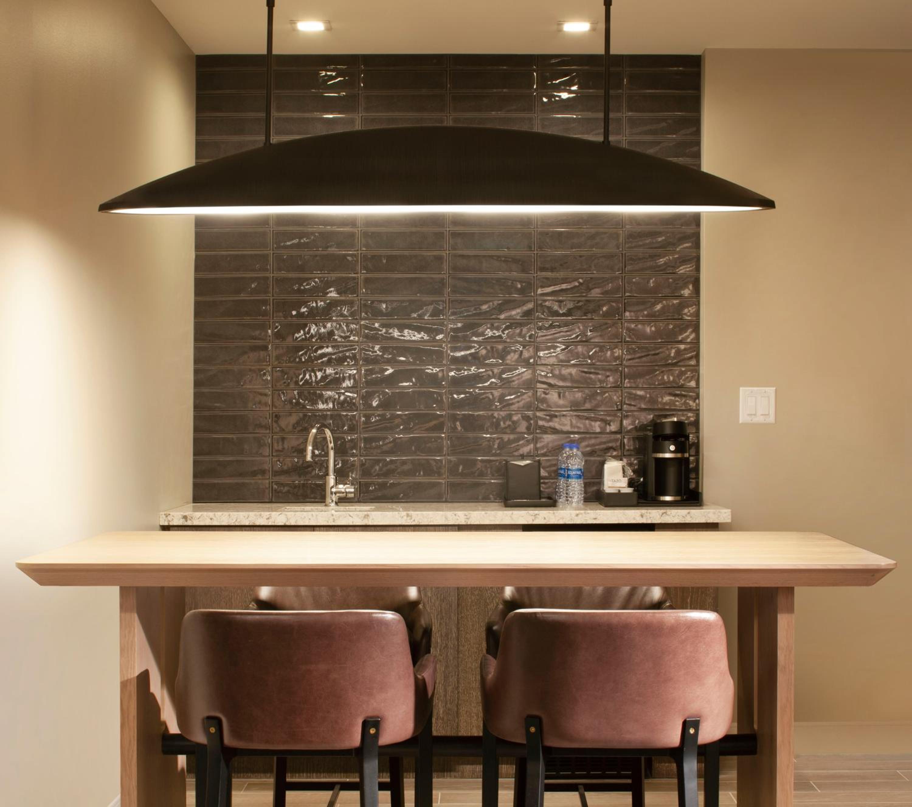 Suite - Photo 2