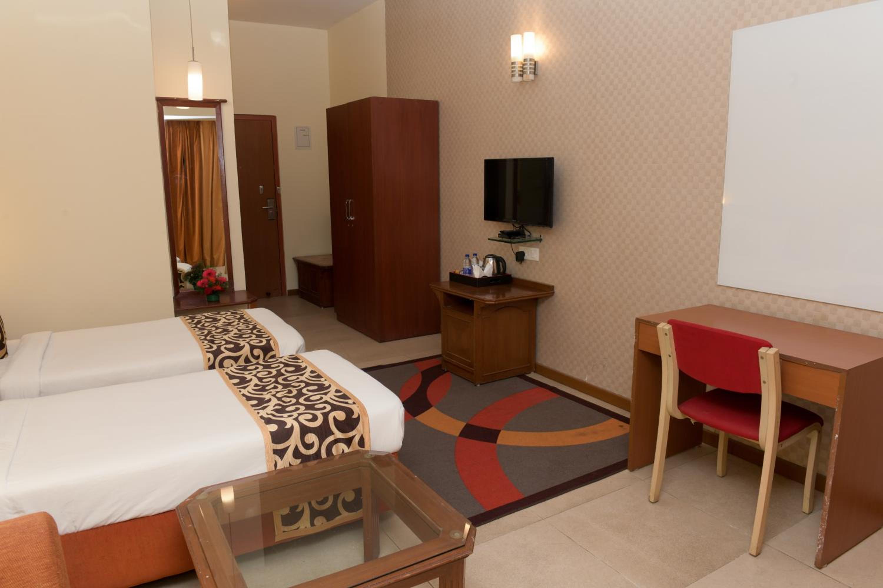 Superior Double Or Twin Room photo 3