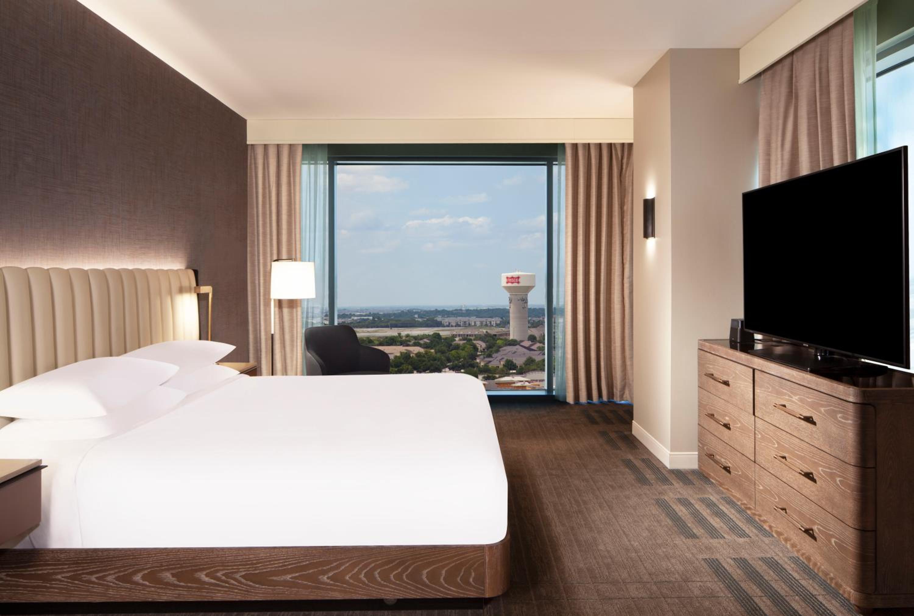 Suite - Photo 5