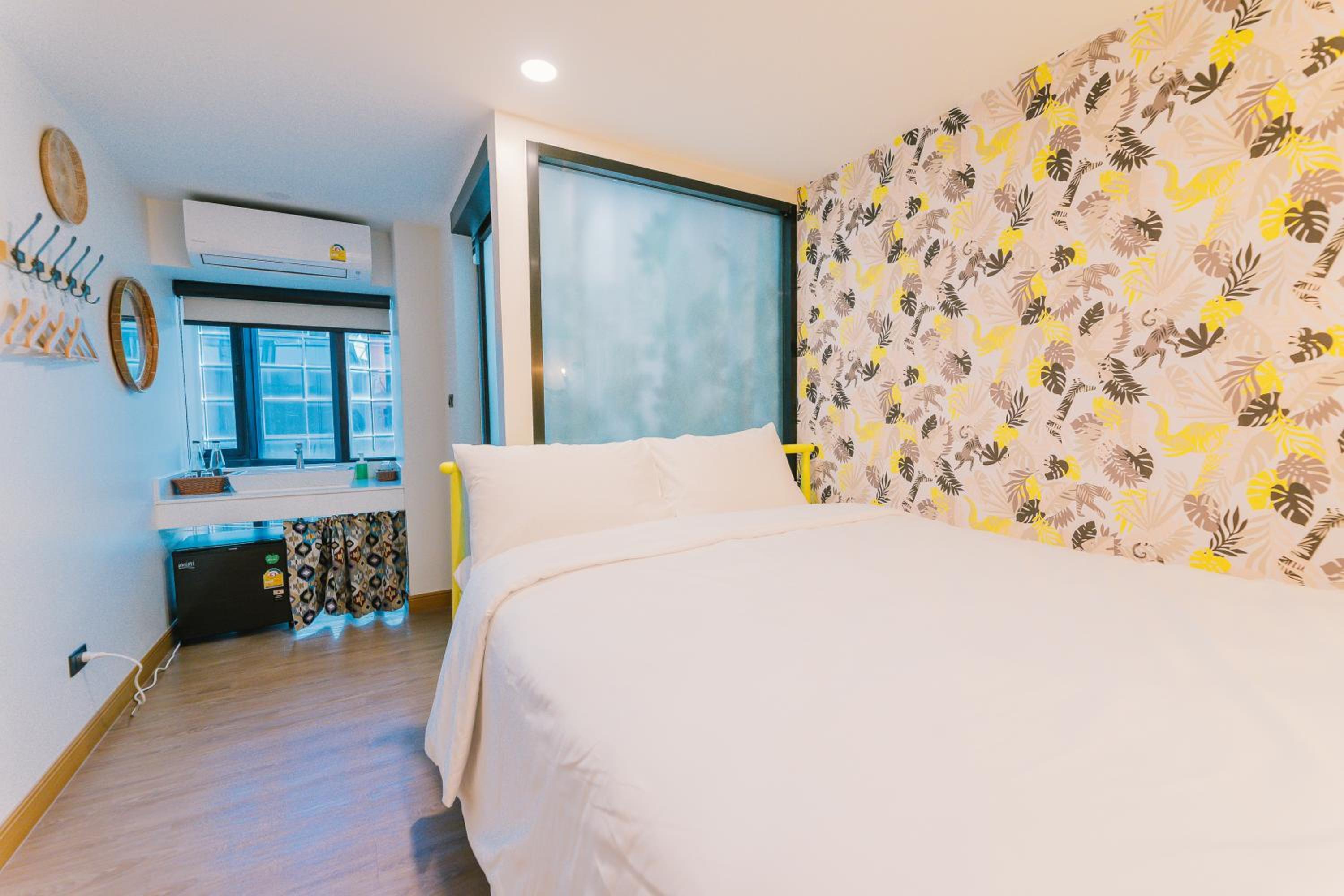 Small Double Room - Photo 1