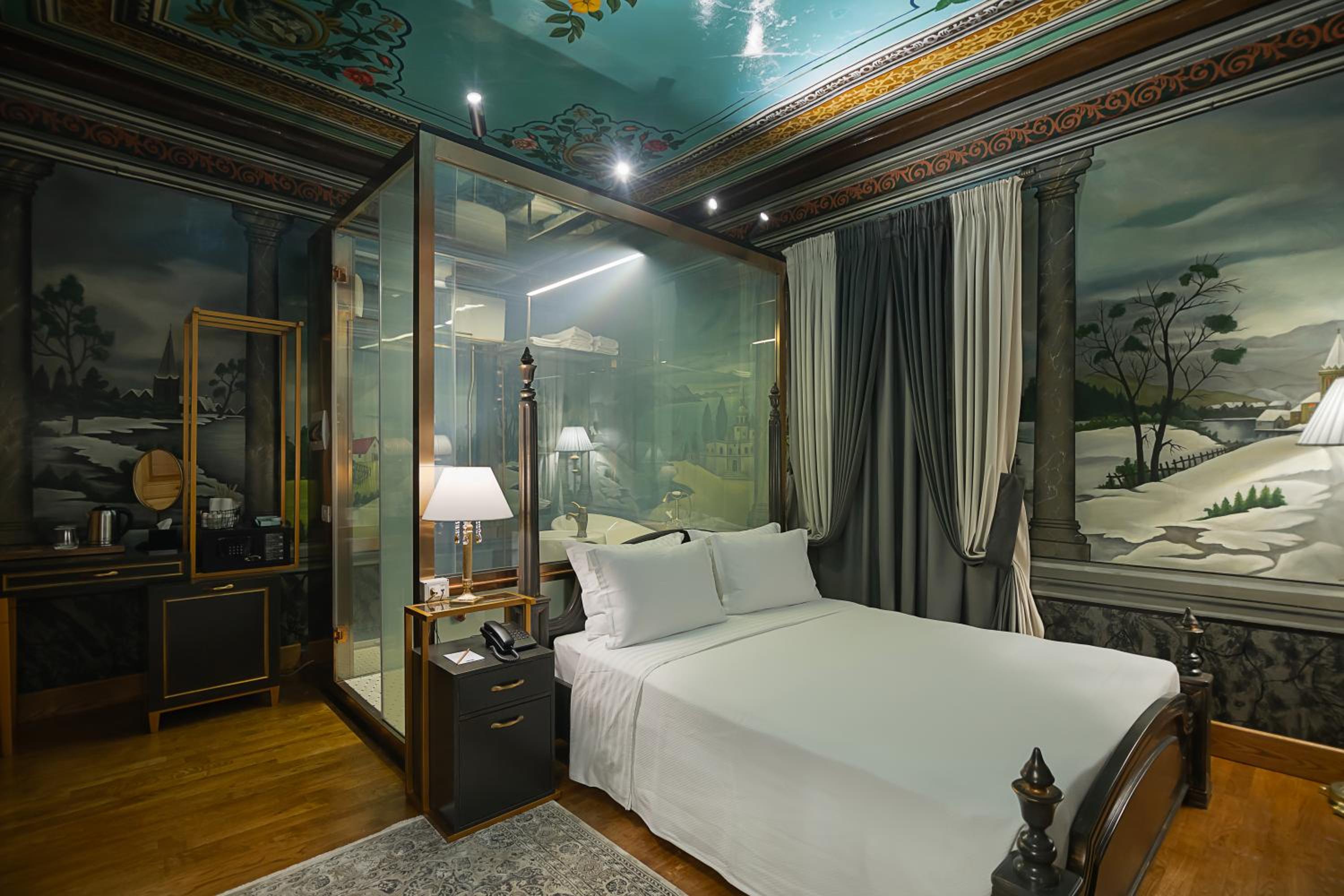 Superior King Room photo 1