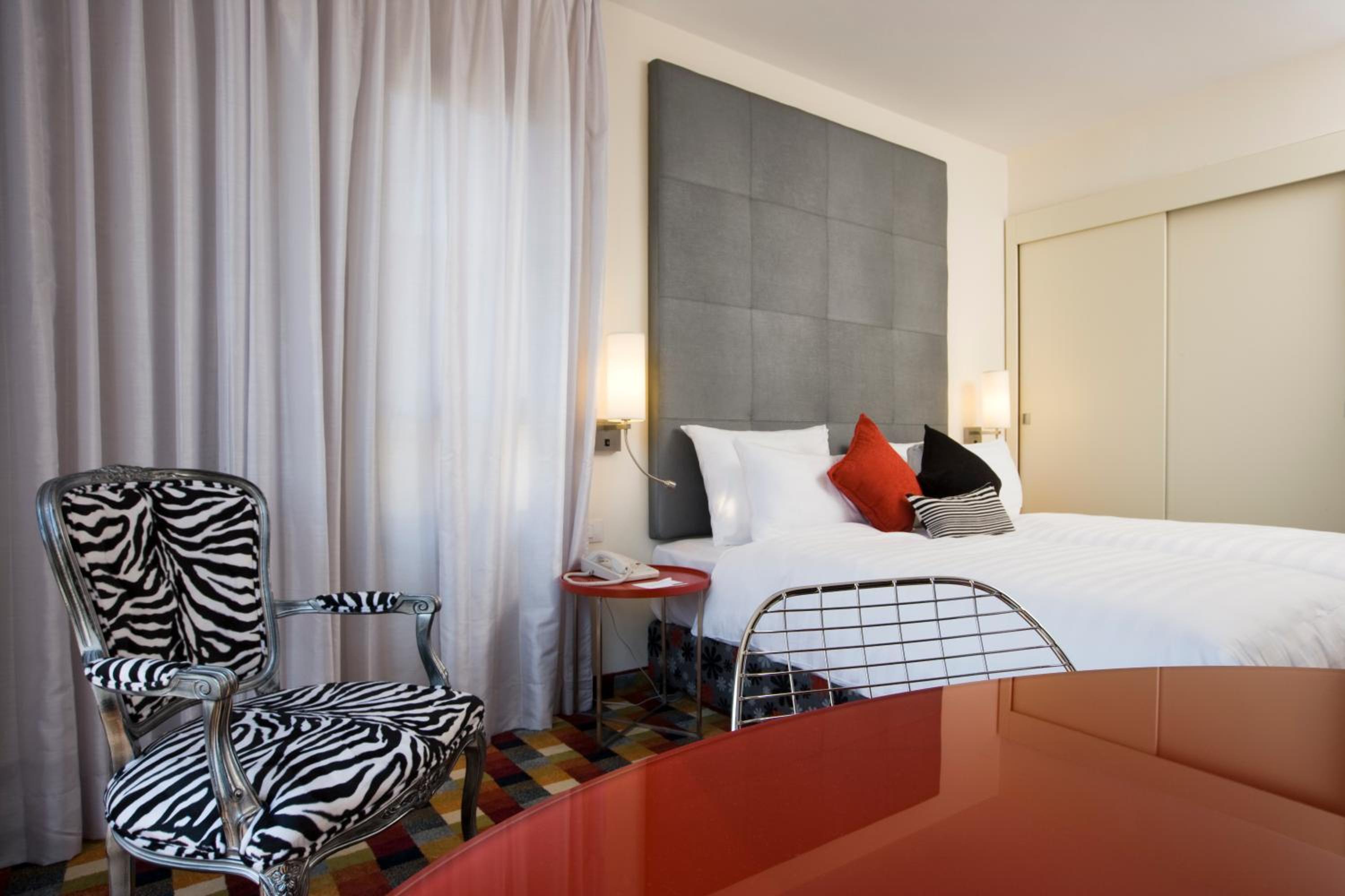 Classic Double or Twin Room photo 2