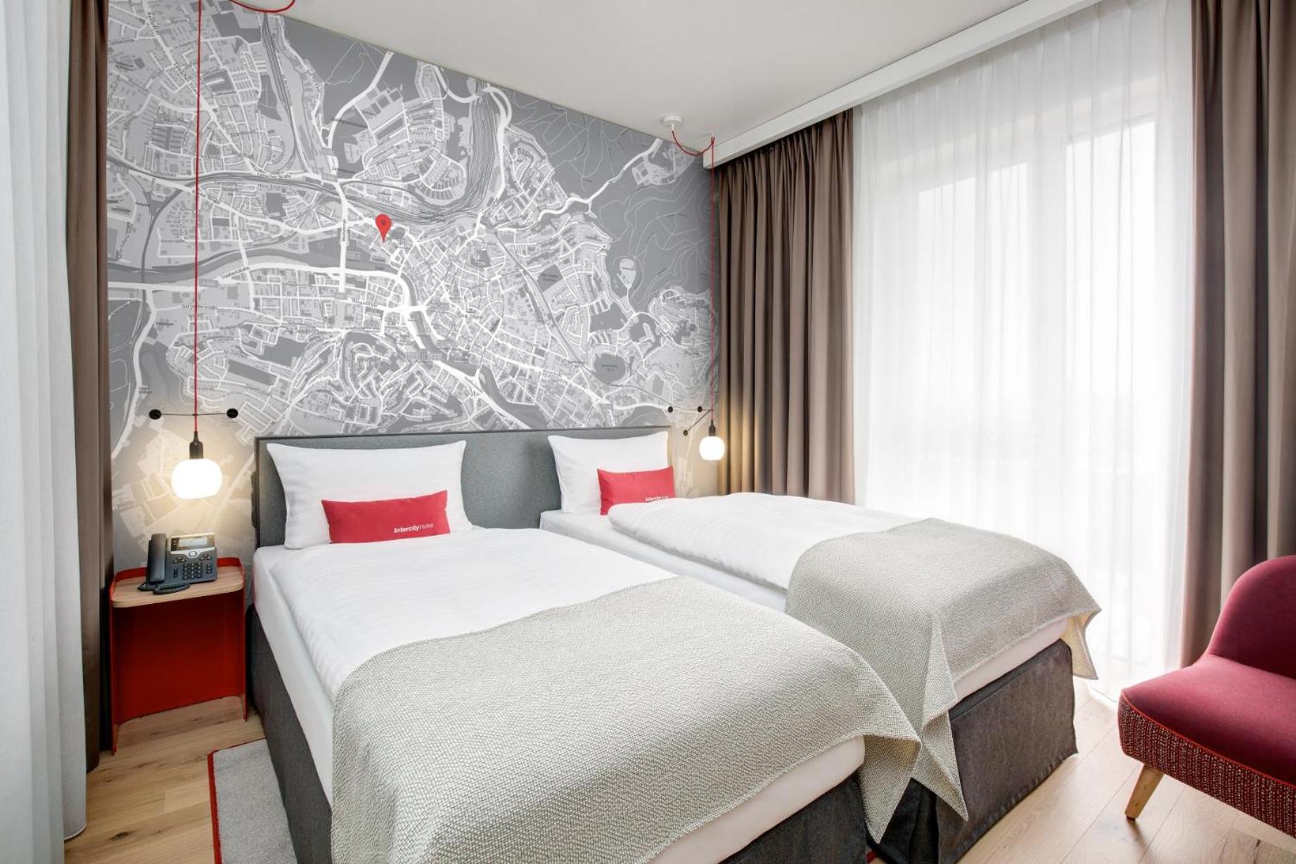 Business Twin Room - Photo 1