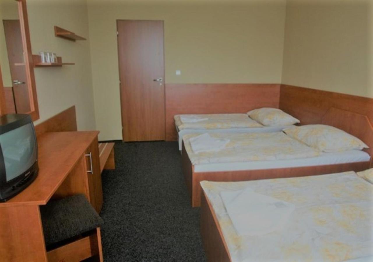Triple Room - Photo 6