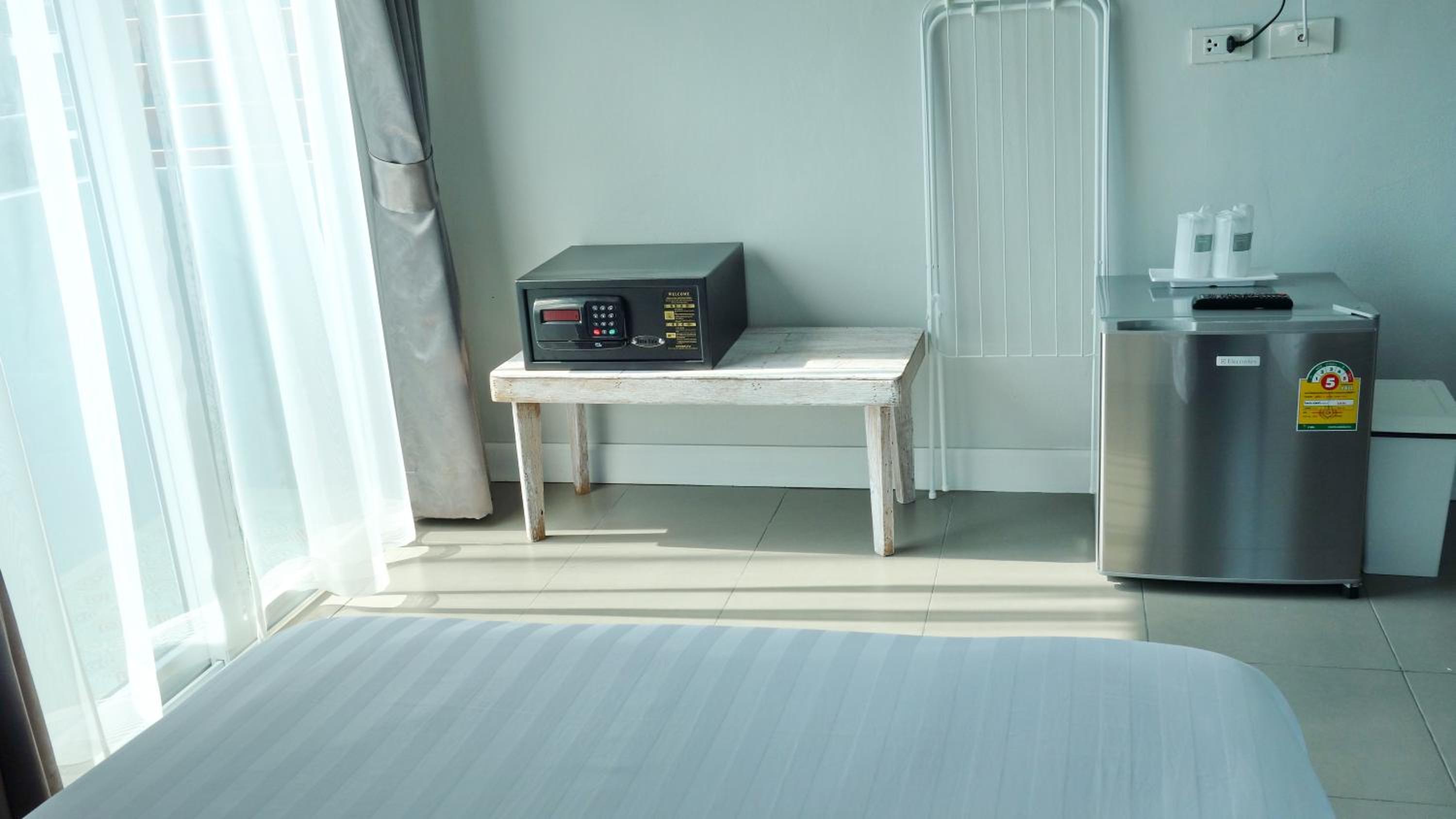 Superior Double or Twin Room - Photo 6