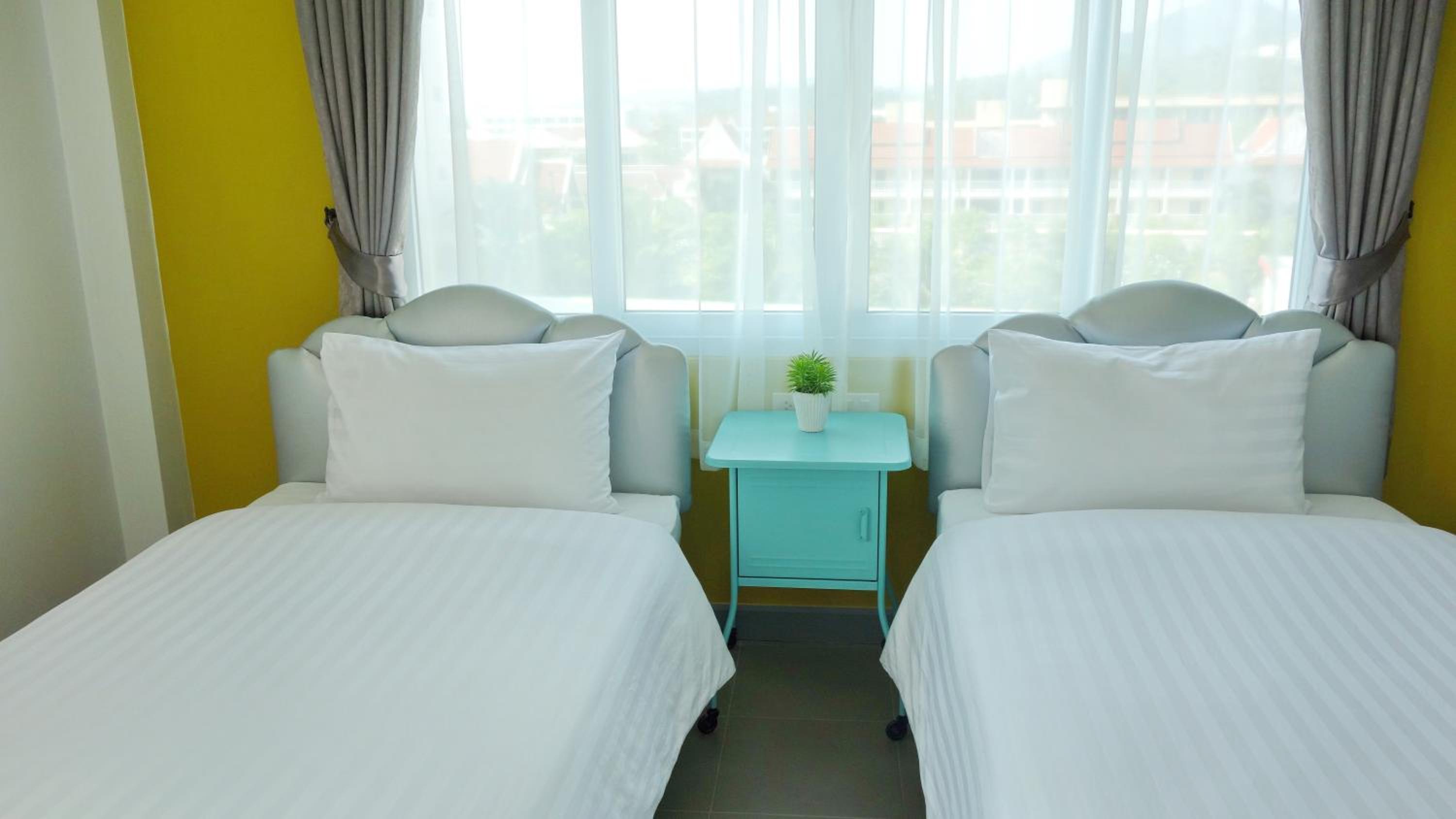 Superior Double or Twin Room - Photo 17