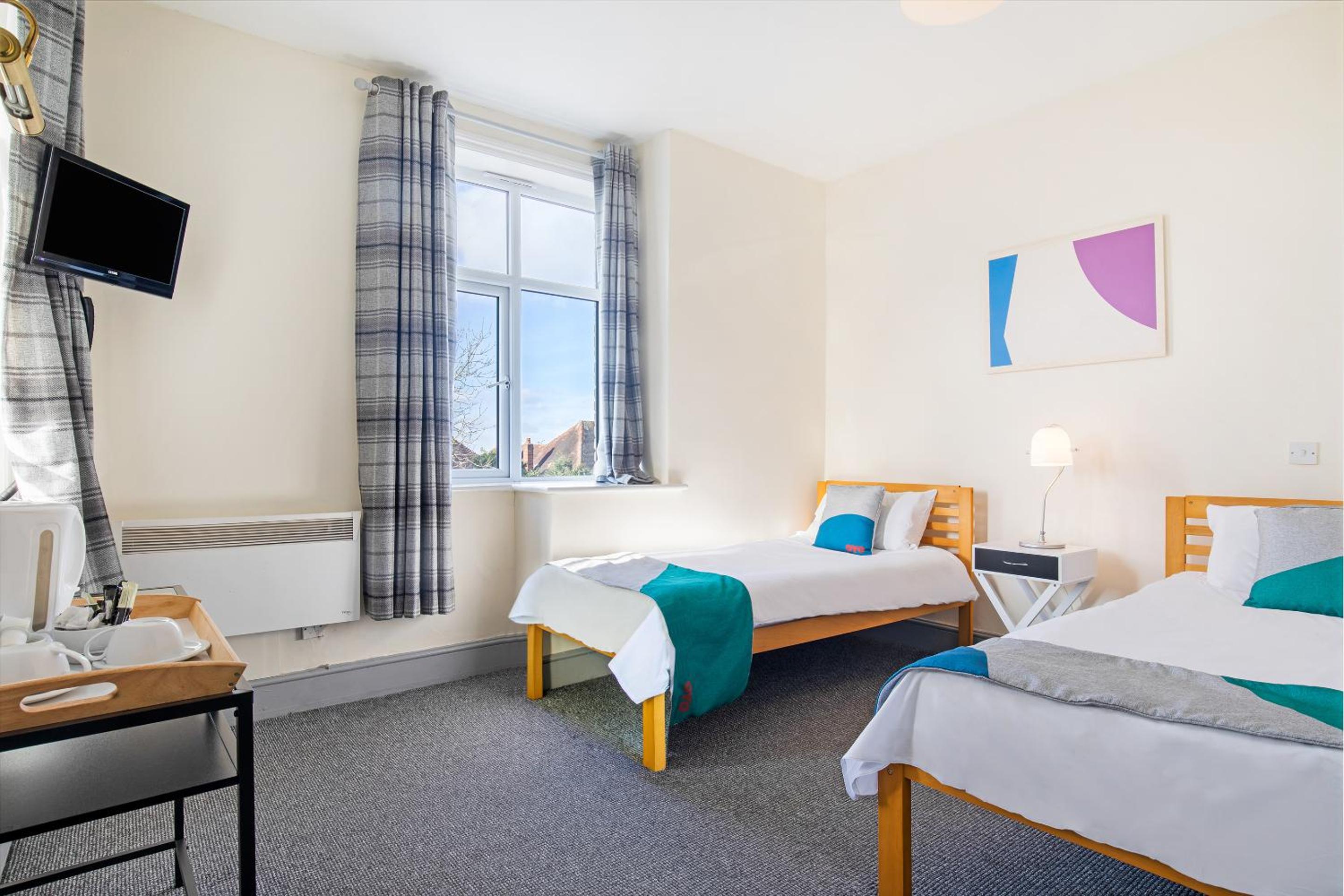 Standard Twin Room photo 3