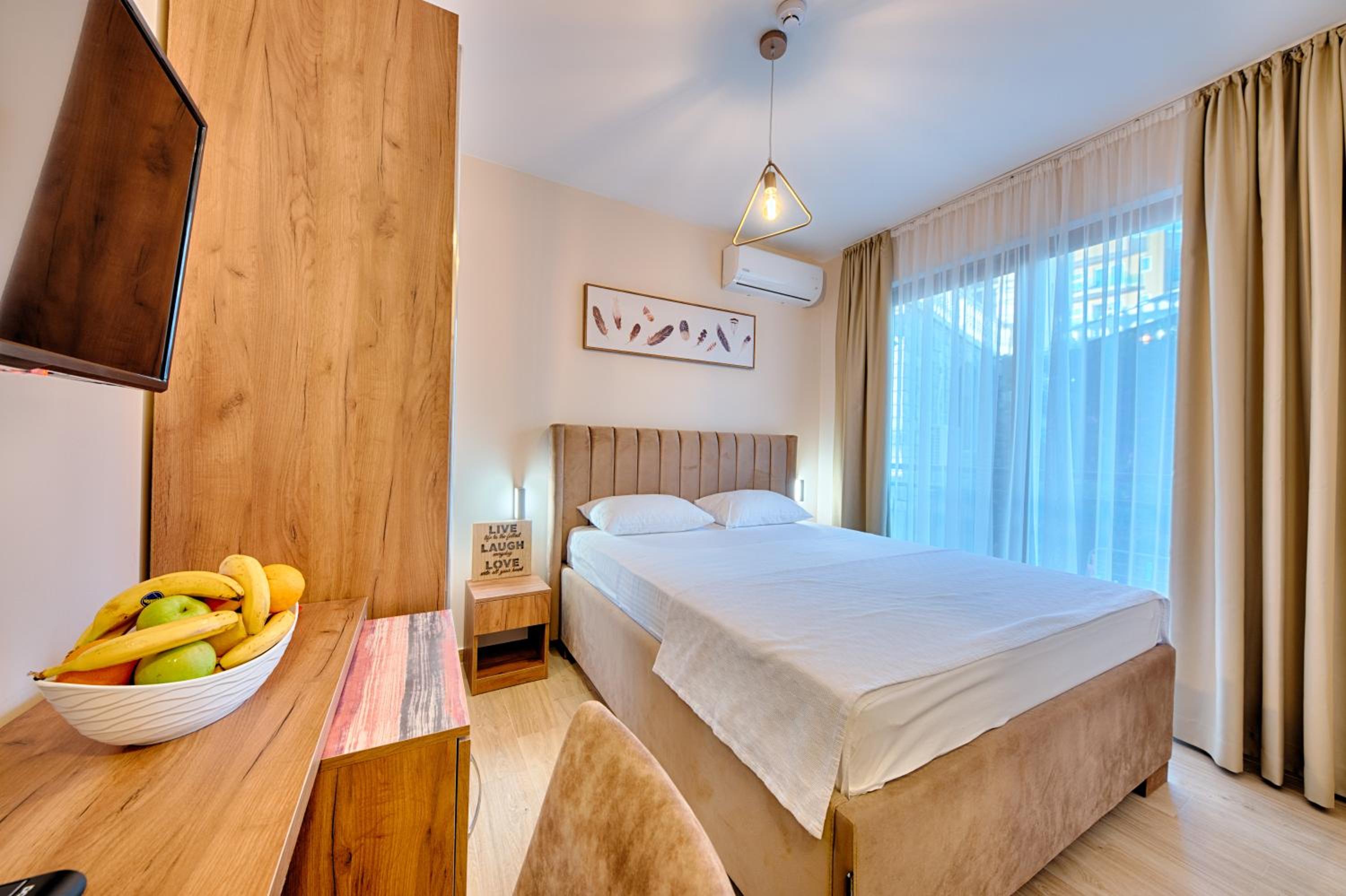 Double Room - Photo 9