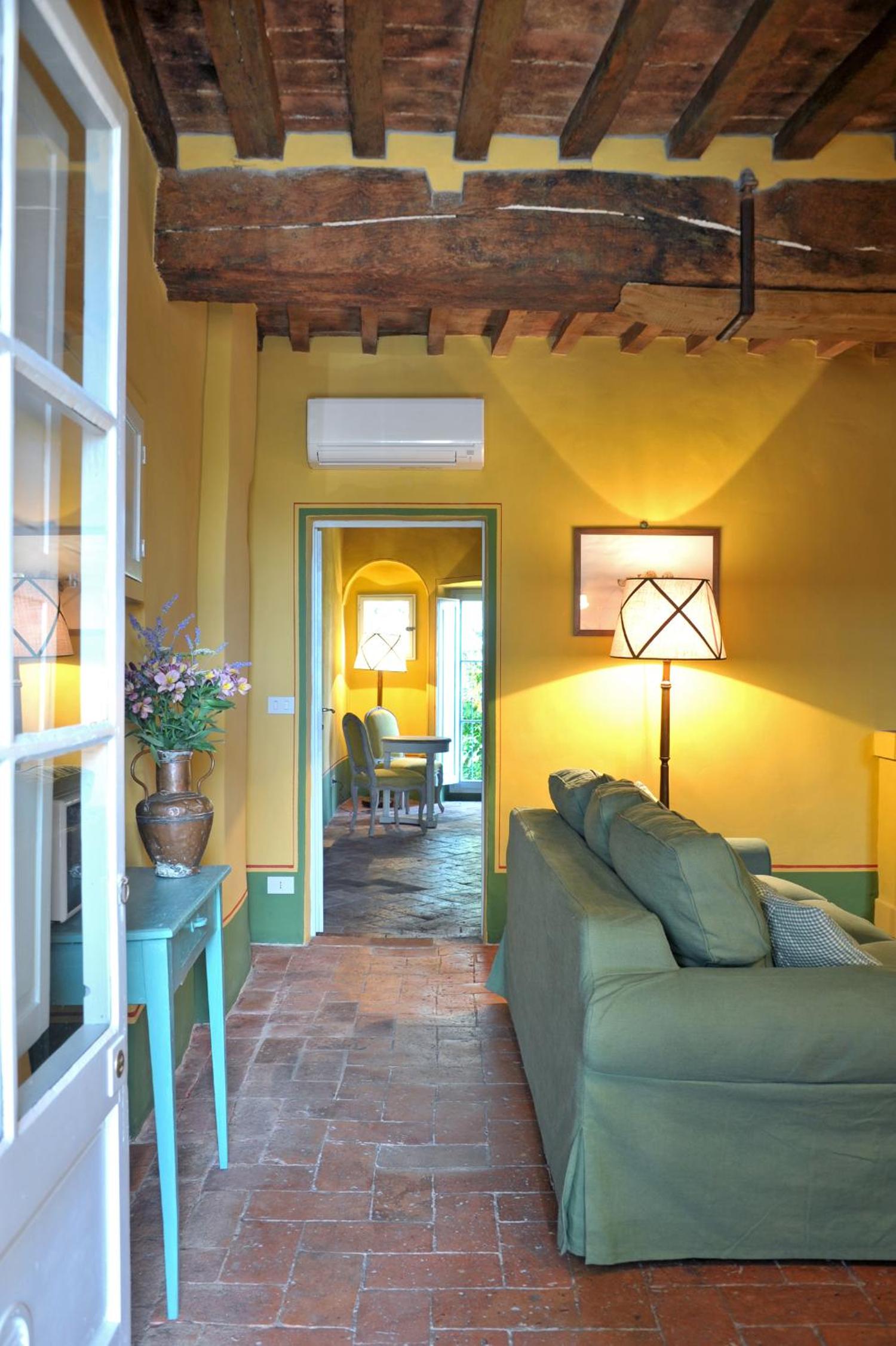 Apartment - Ground Floor photo 1