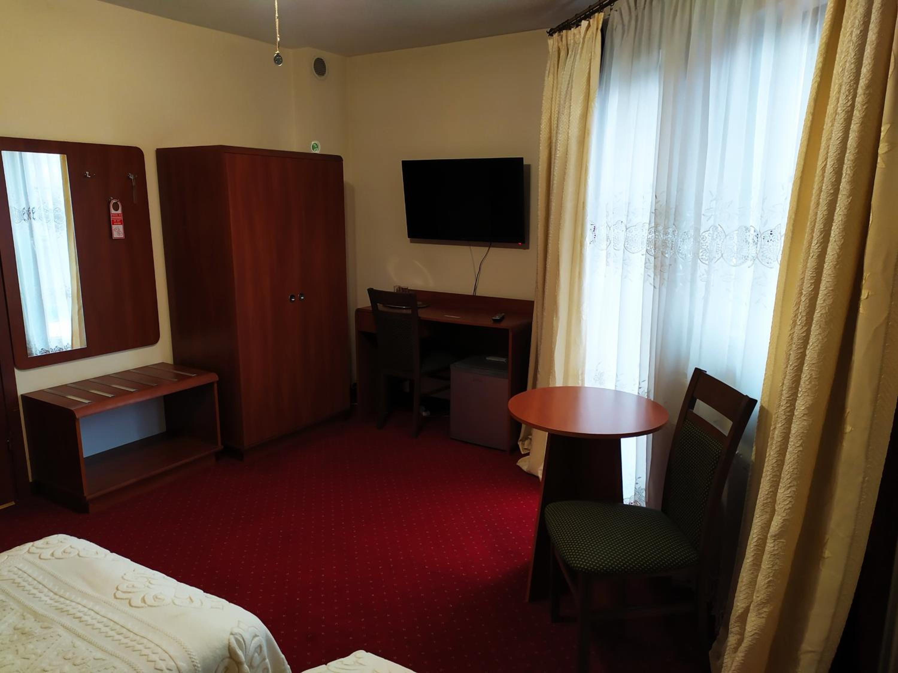 Deluxe Double Room with Balcony photo 2