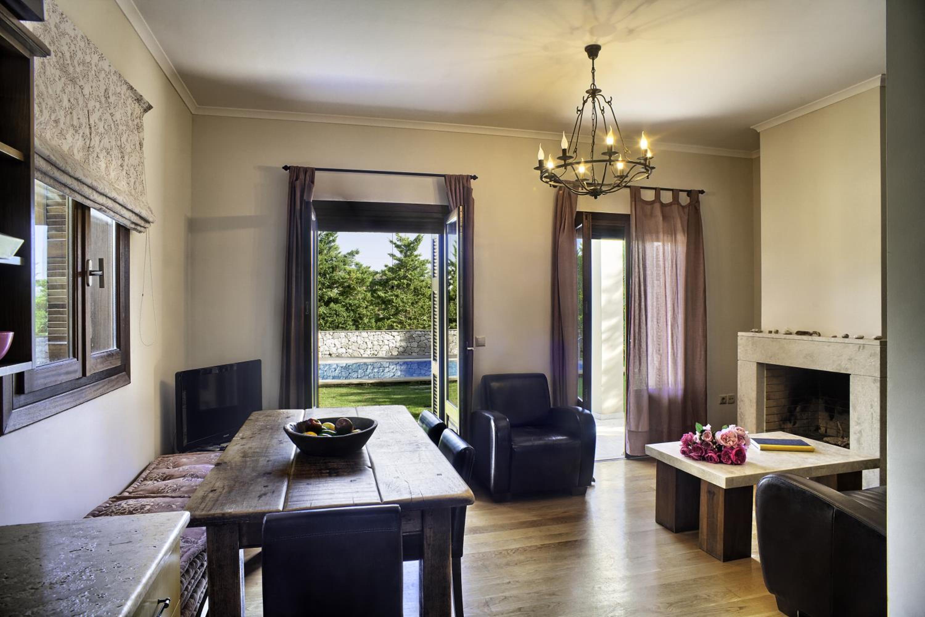 Aeriko-Ammos Beachfront Villa with stunning view and Private Pool
