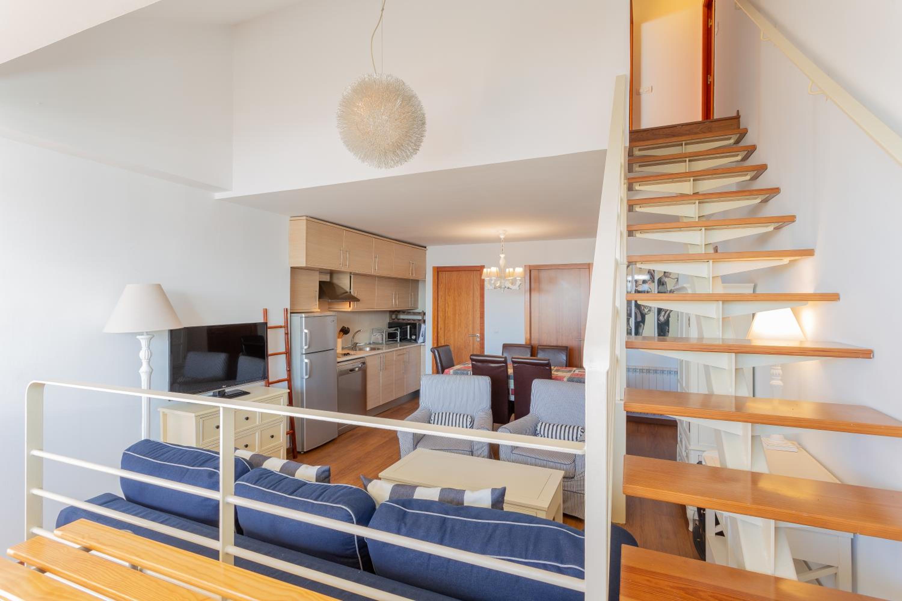 Duplex Apartment - Photo 3