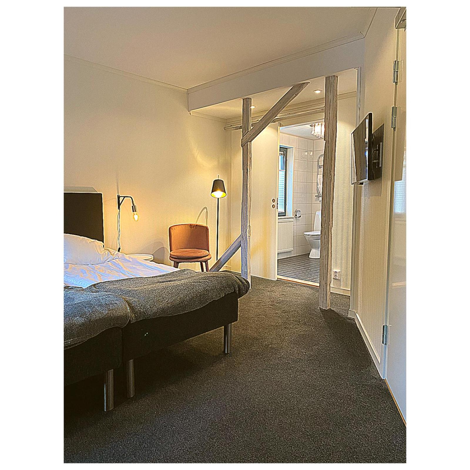 Double Room - Photo 1