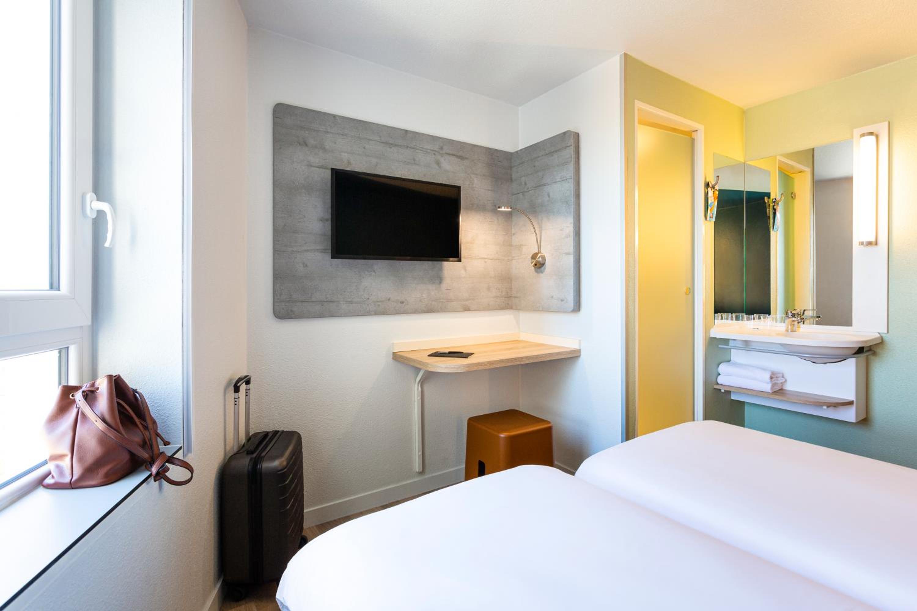 Double Room with Single Bed  photo 3