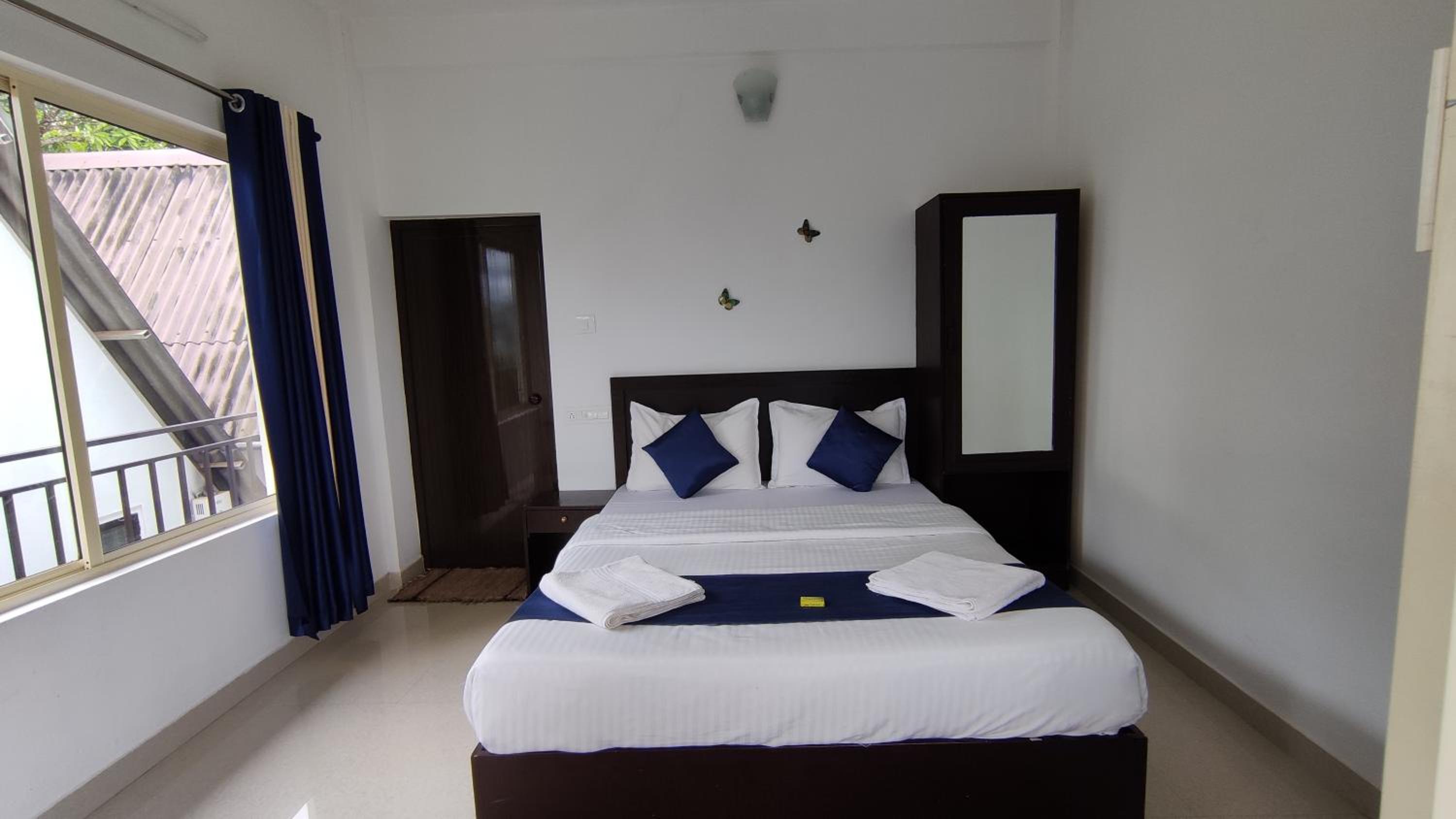 Double Room with Mountain View