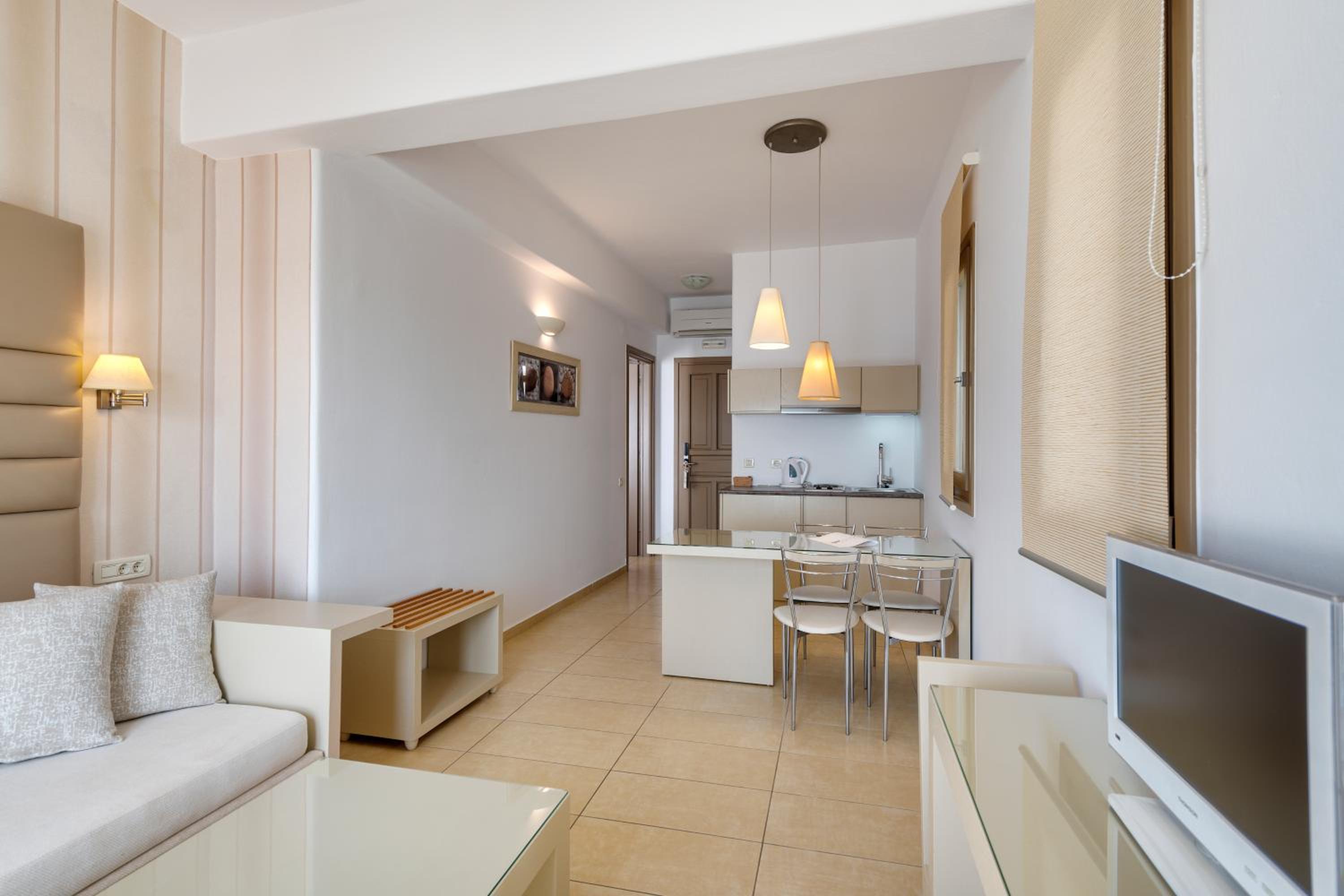 Junior Suite with Sea View photo 2