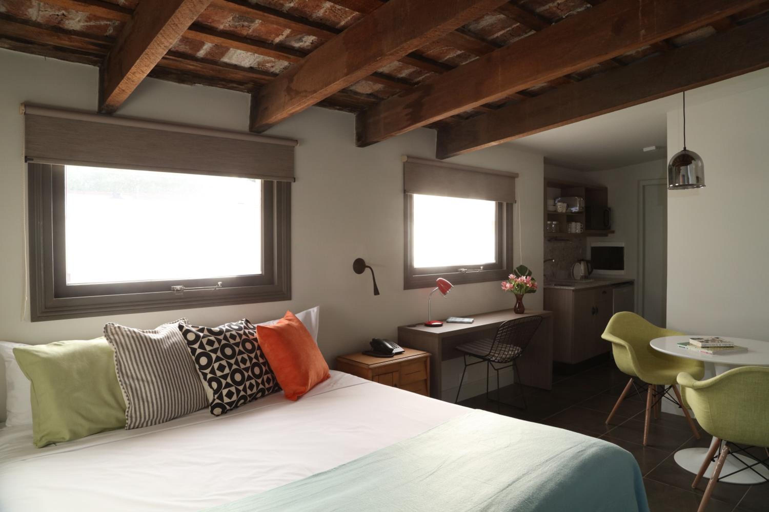 Studio Apartment photo 3