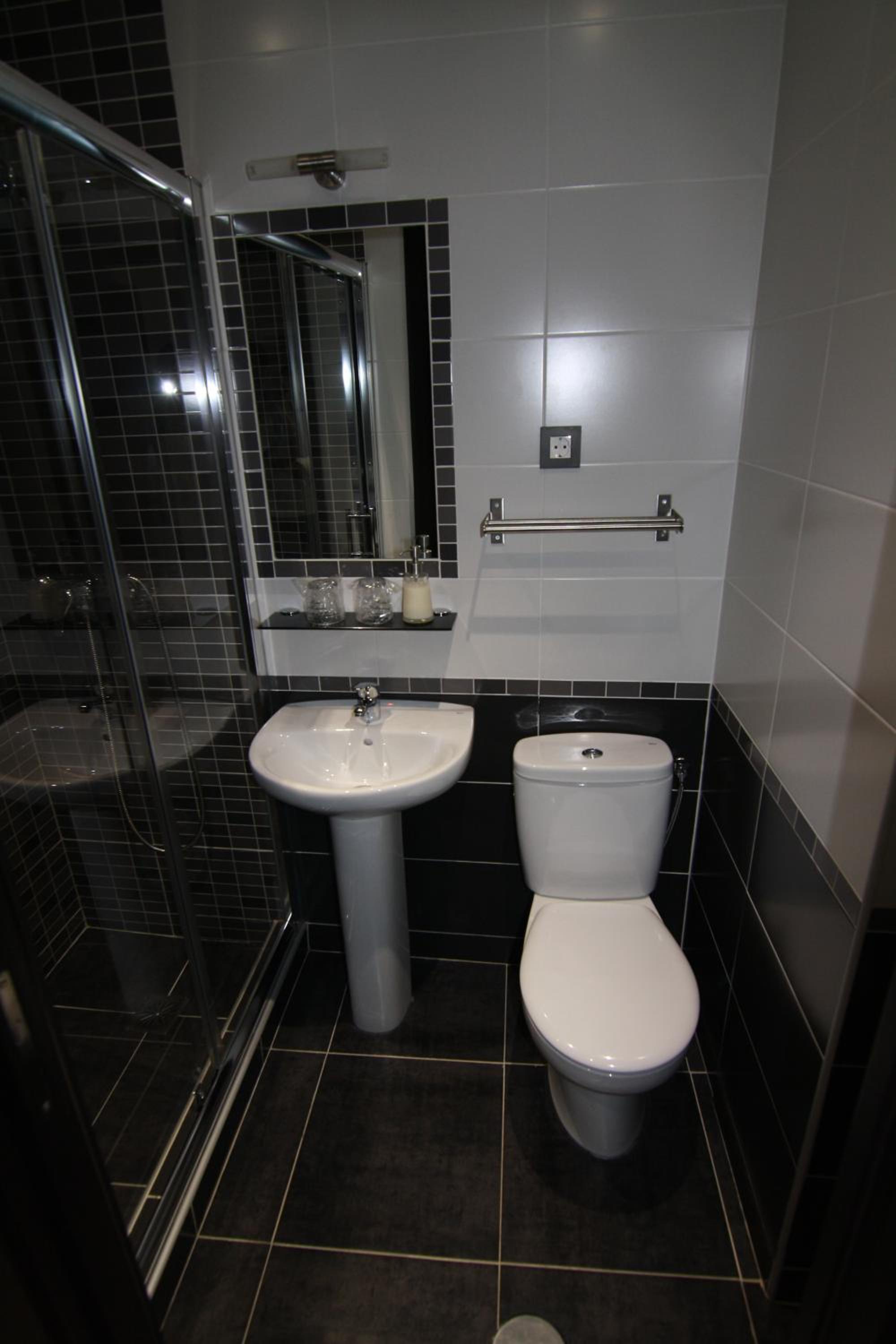 Twin Room - Photo 6