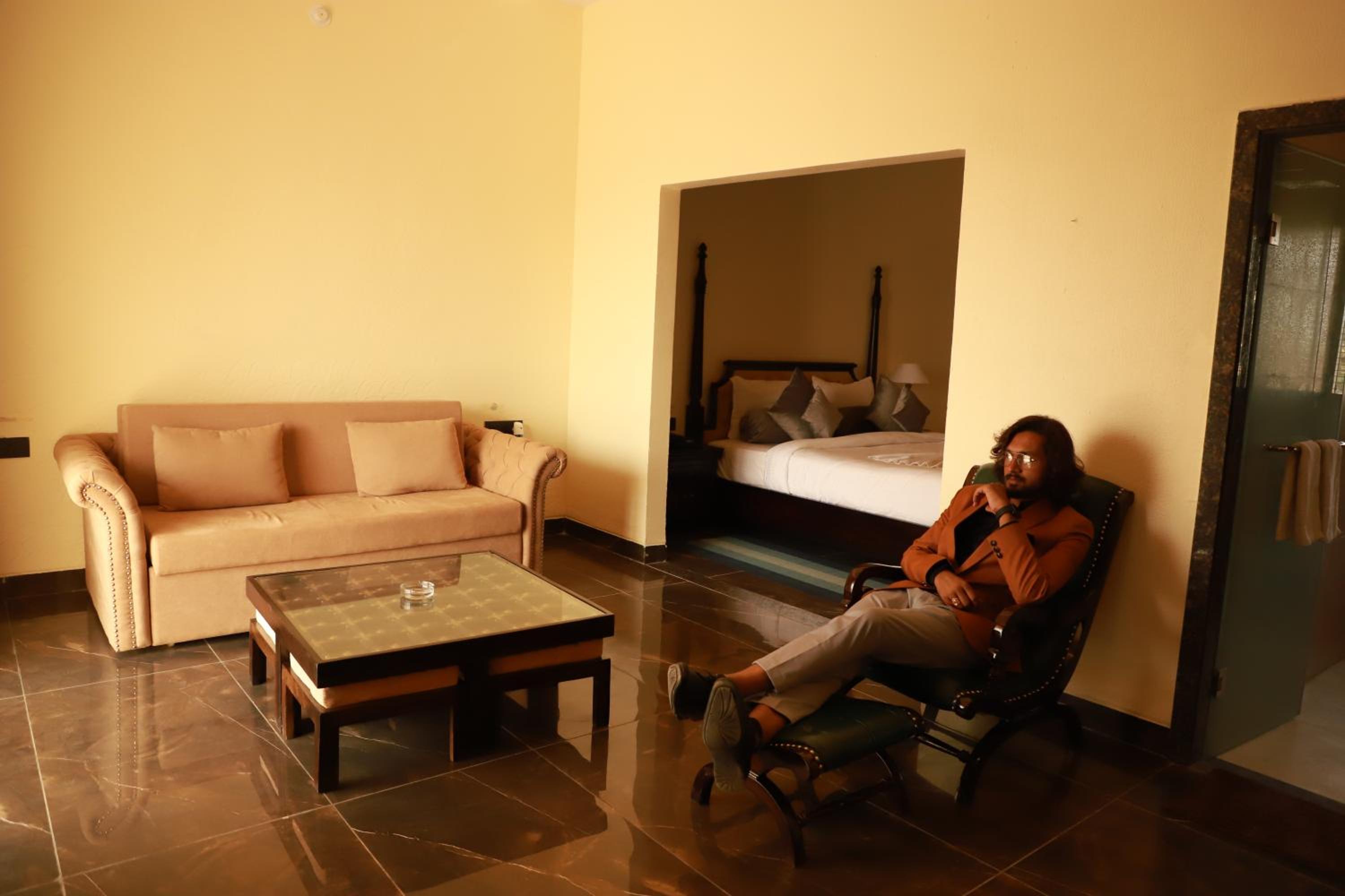 Queen Room with Spa Bath photo 3