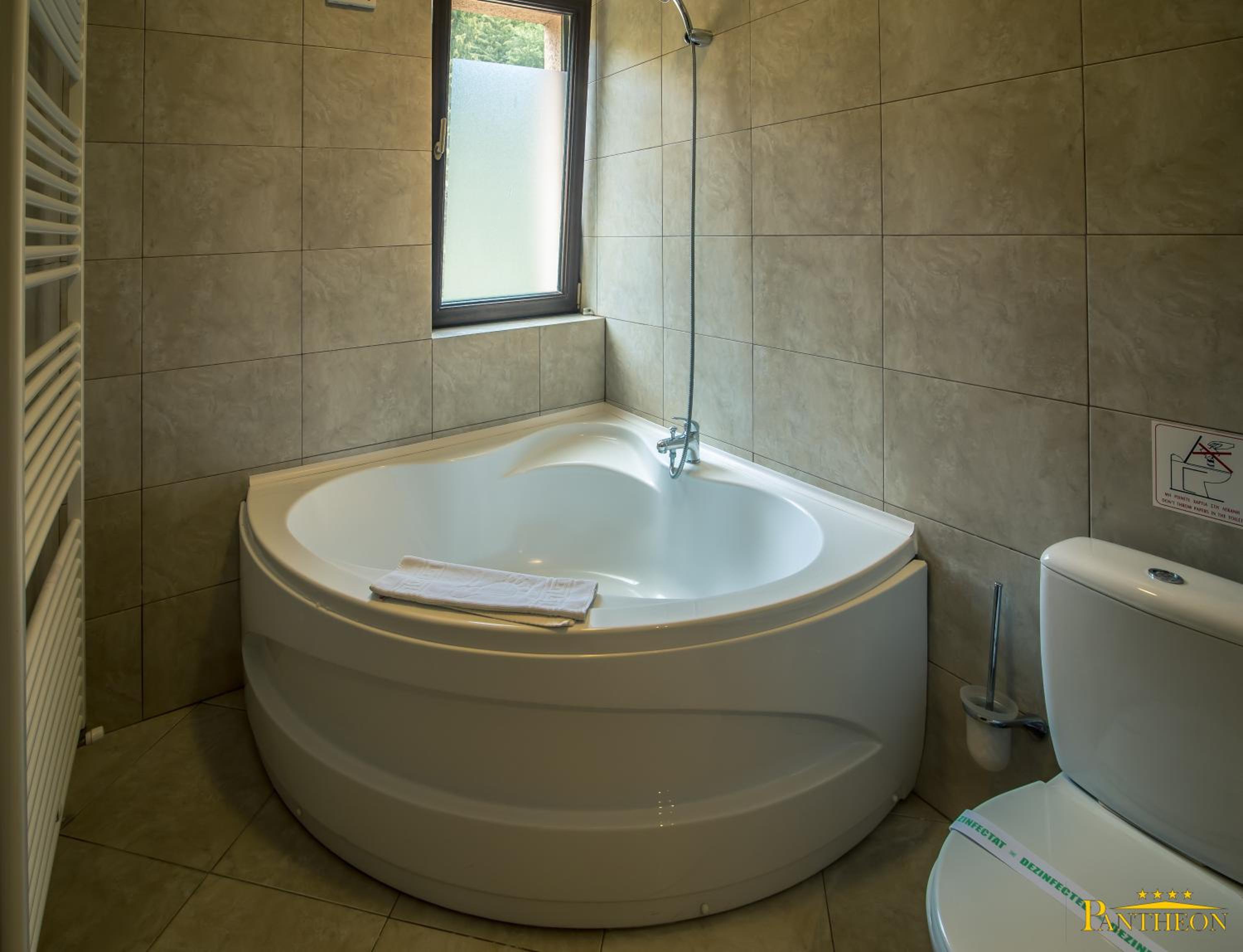 Superior Double Room with Forest View - Photo 4