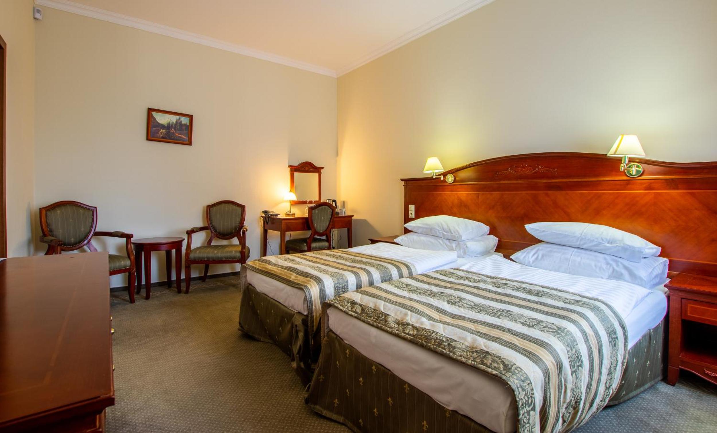 Standard Twin Room photo 2