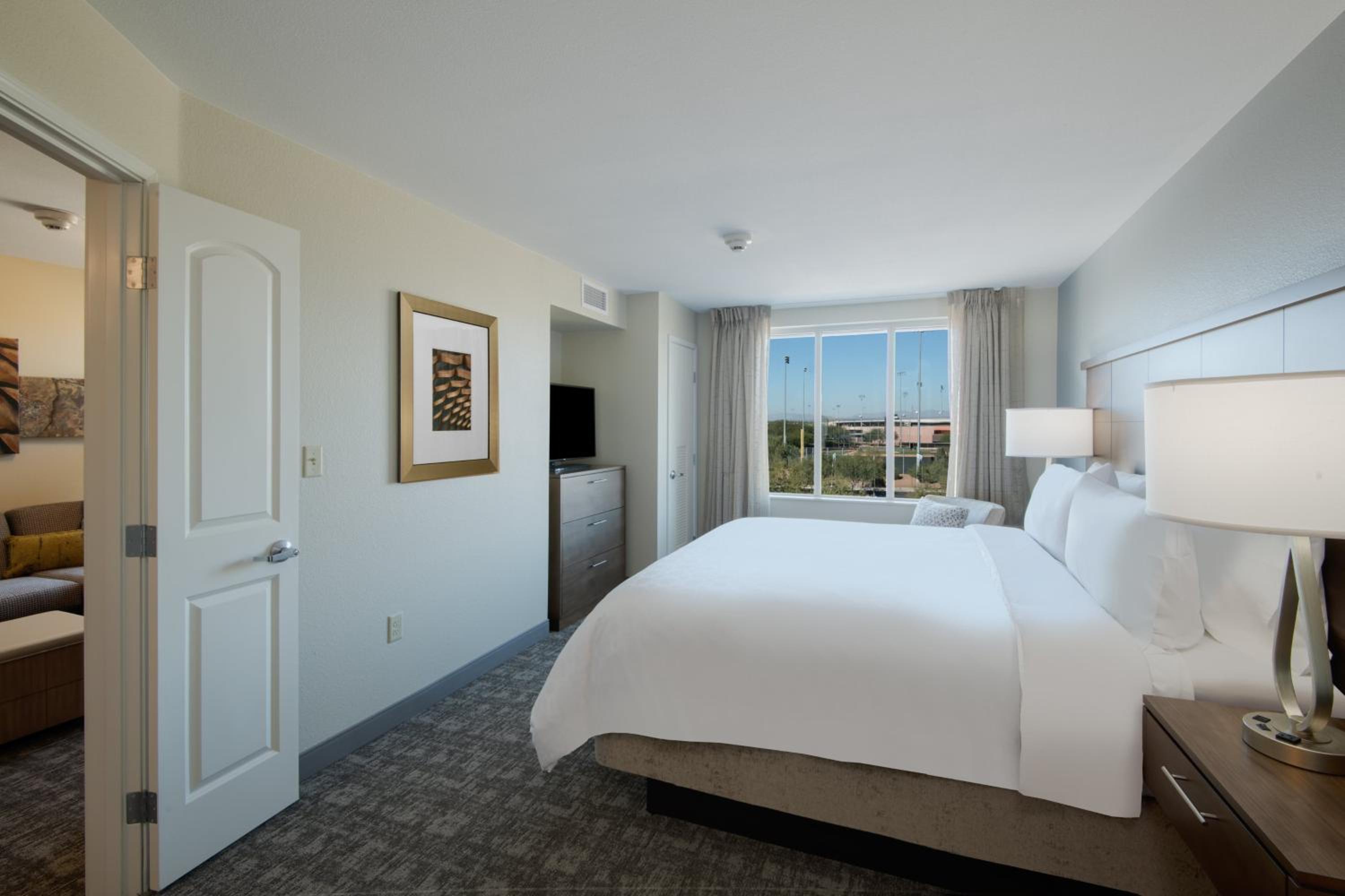 One-Bedroom King Suite - Photo 2