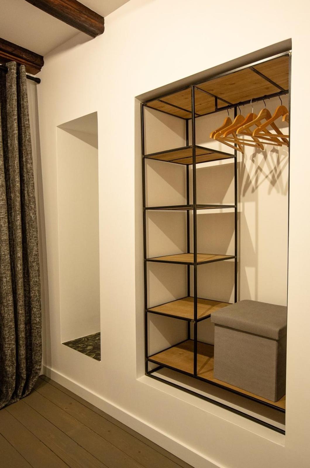 Apartment - Photo 16