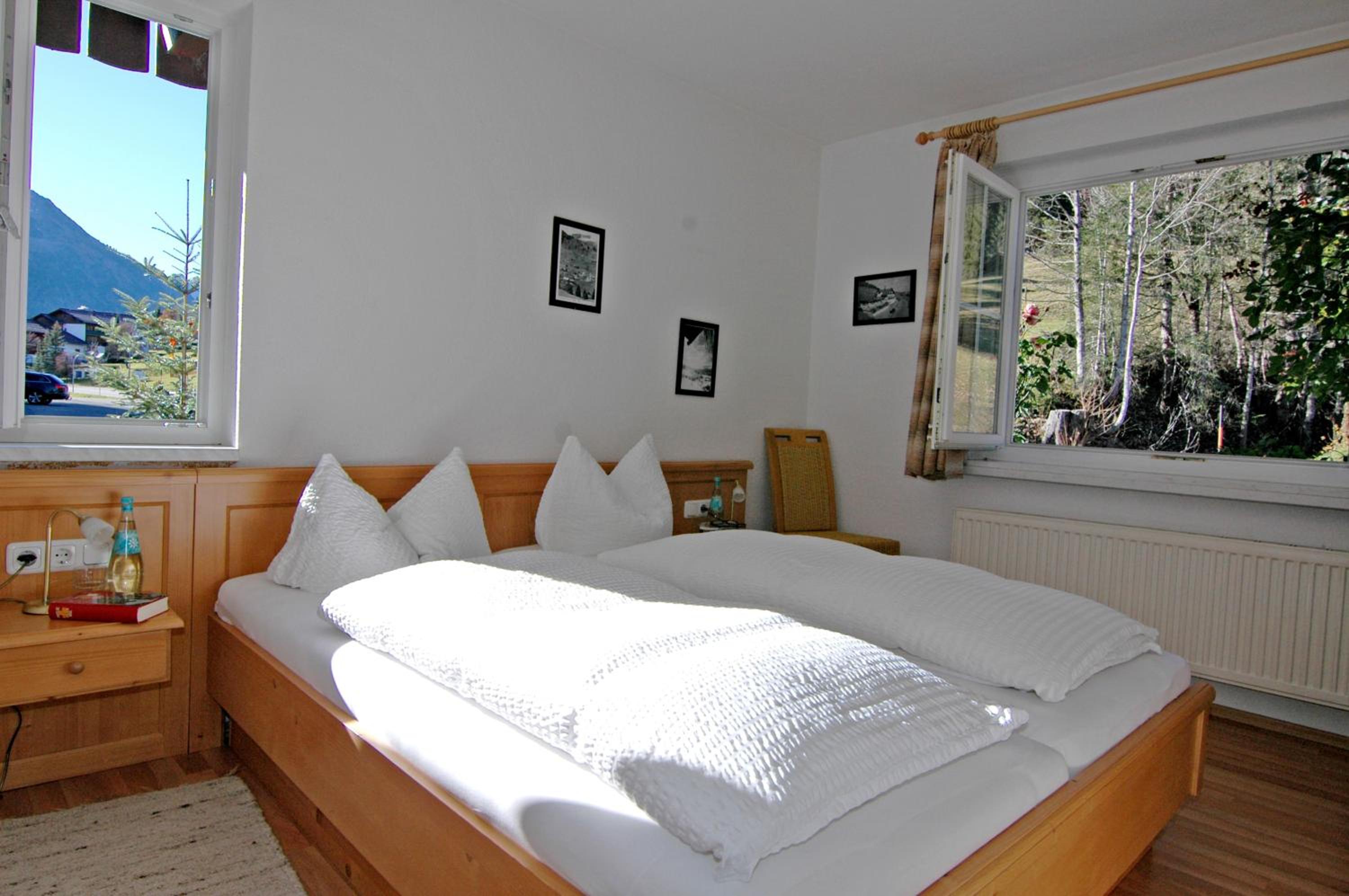 Three-Bedroom Apartment photo 1
