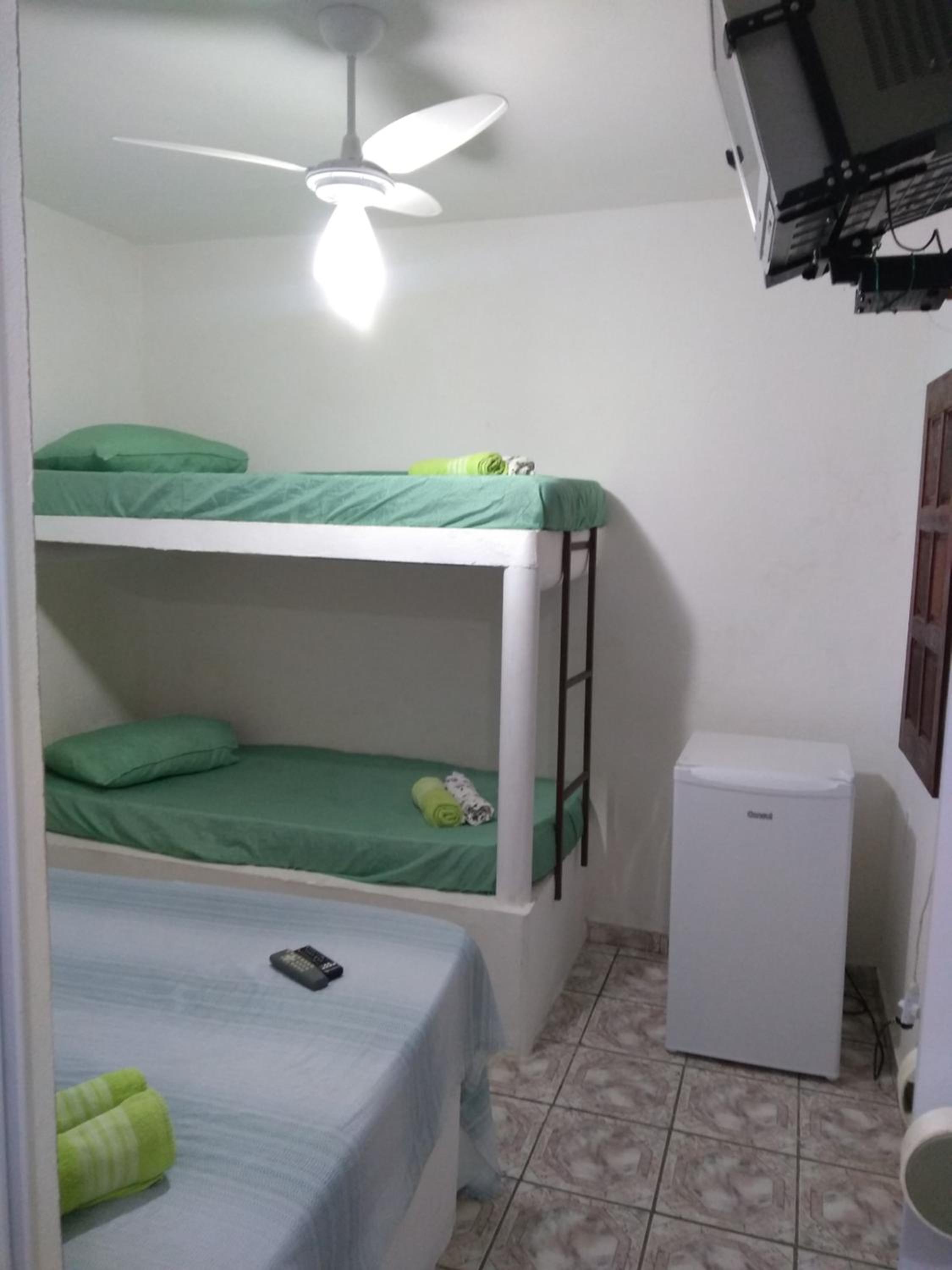 Quadruple Room with Bathroom photo 2