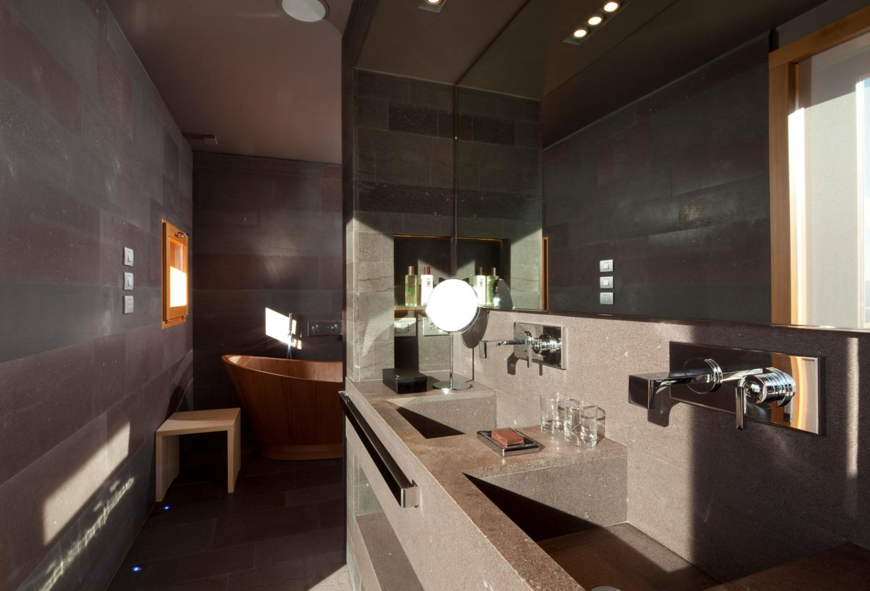 Suite - Photo 7
