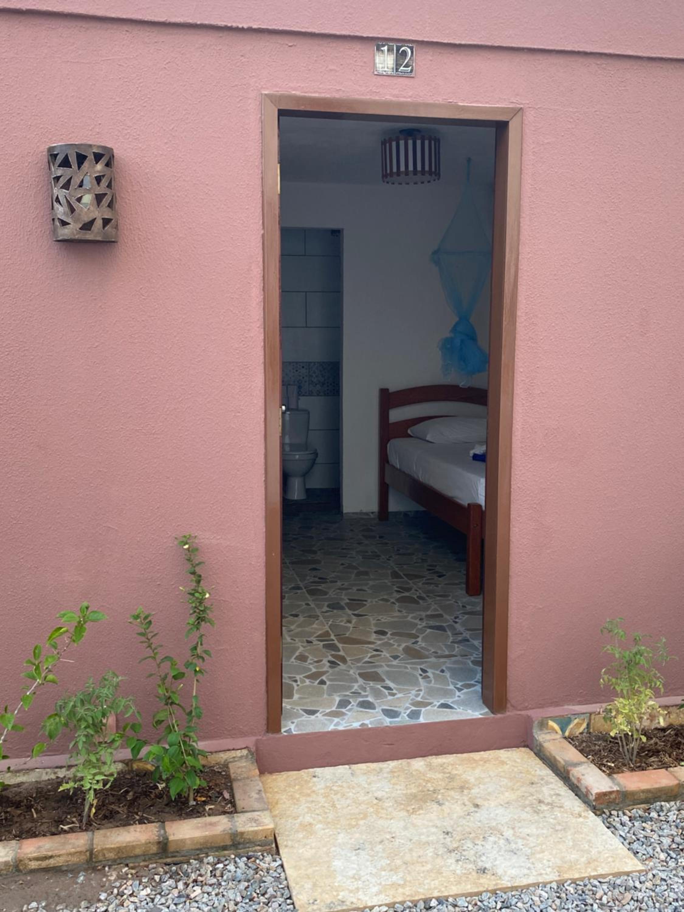 Small Single Room photo 2