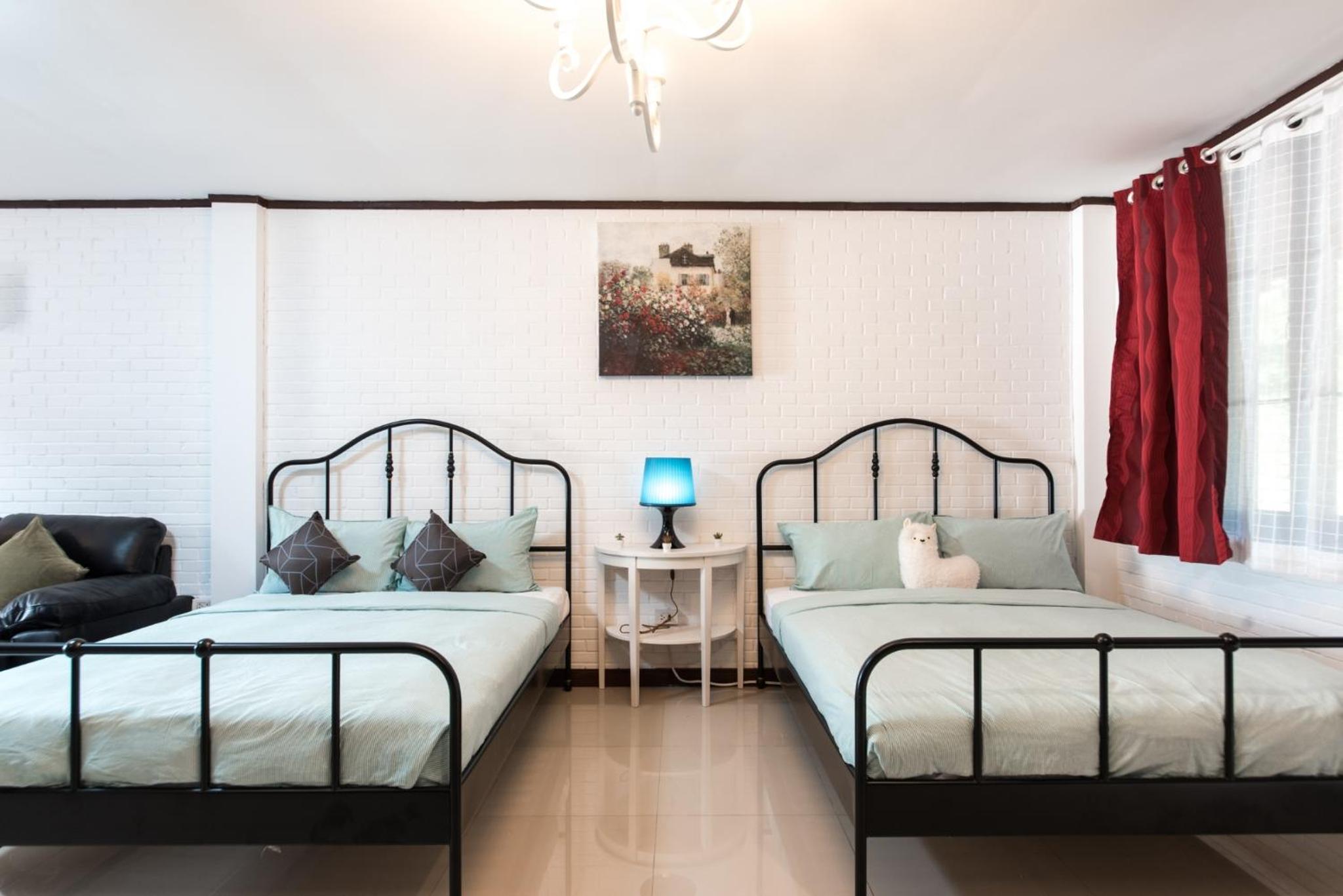 Deluxe Double or Twin Room - Photo 11