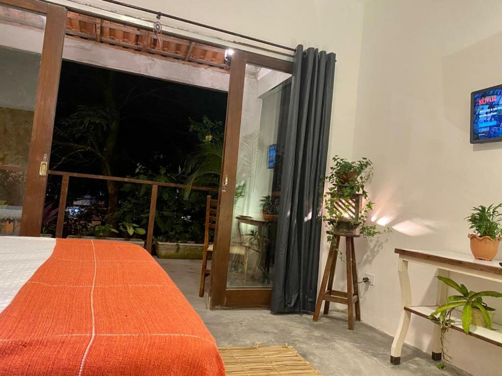 Suite with Balcony - Photo 2