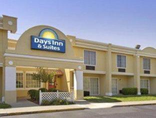 Double Room with Two Double Beds - Non-Smoking